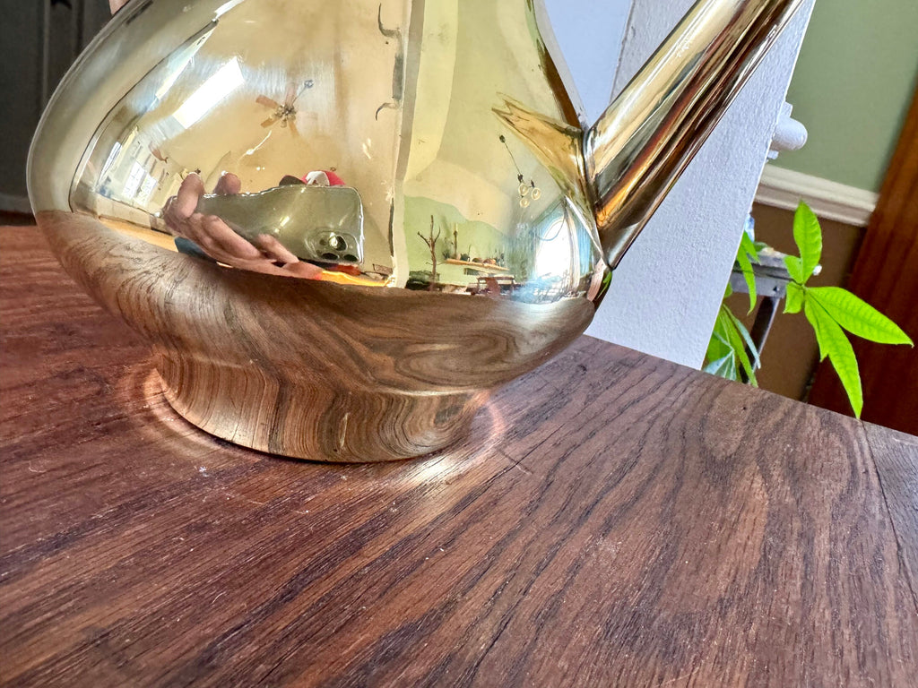 Vtg Italian Brass Tea Pot | Mid Century Modern Brass Teapot with Wood Handle | Made In Italy Brass Tea Kettle