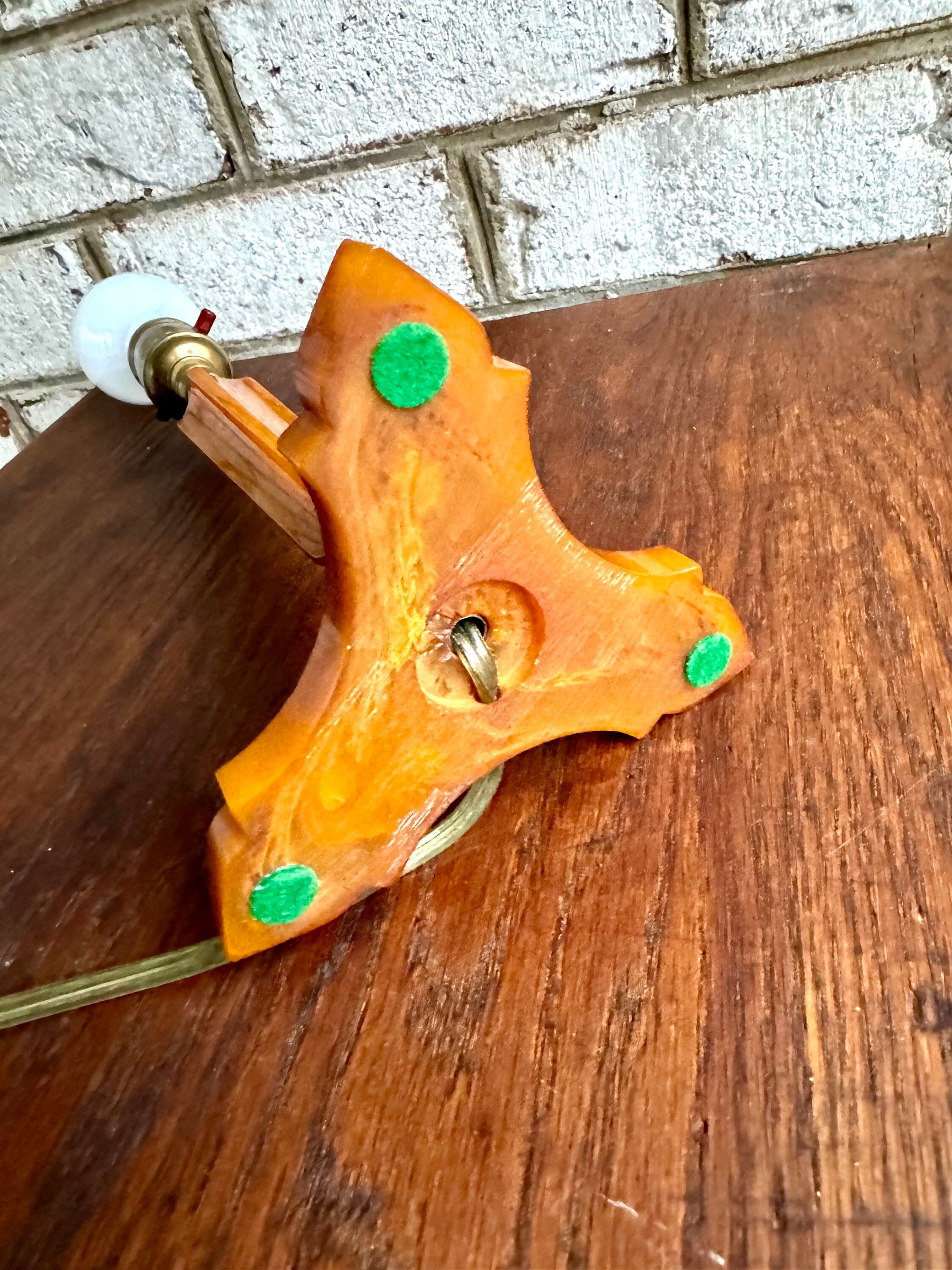 Small Bakelite Lamp | Vintage Butterscotch Bakelite Desk Lamp | Small Bakelite Table Lamp | Machine Age Art Deco Catalin/Bakelite Lamp (Shade NI)