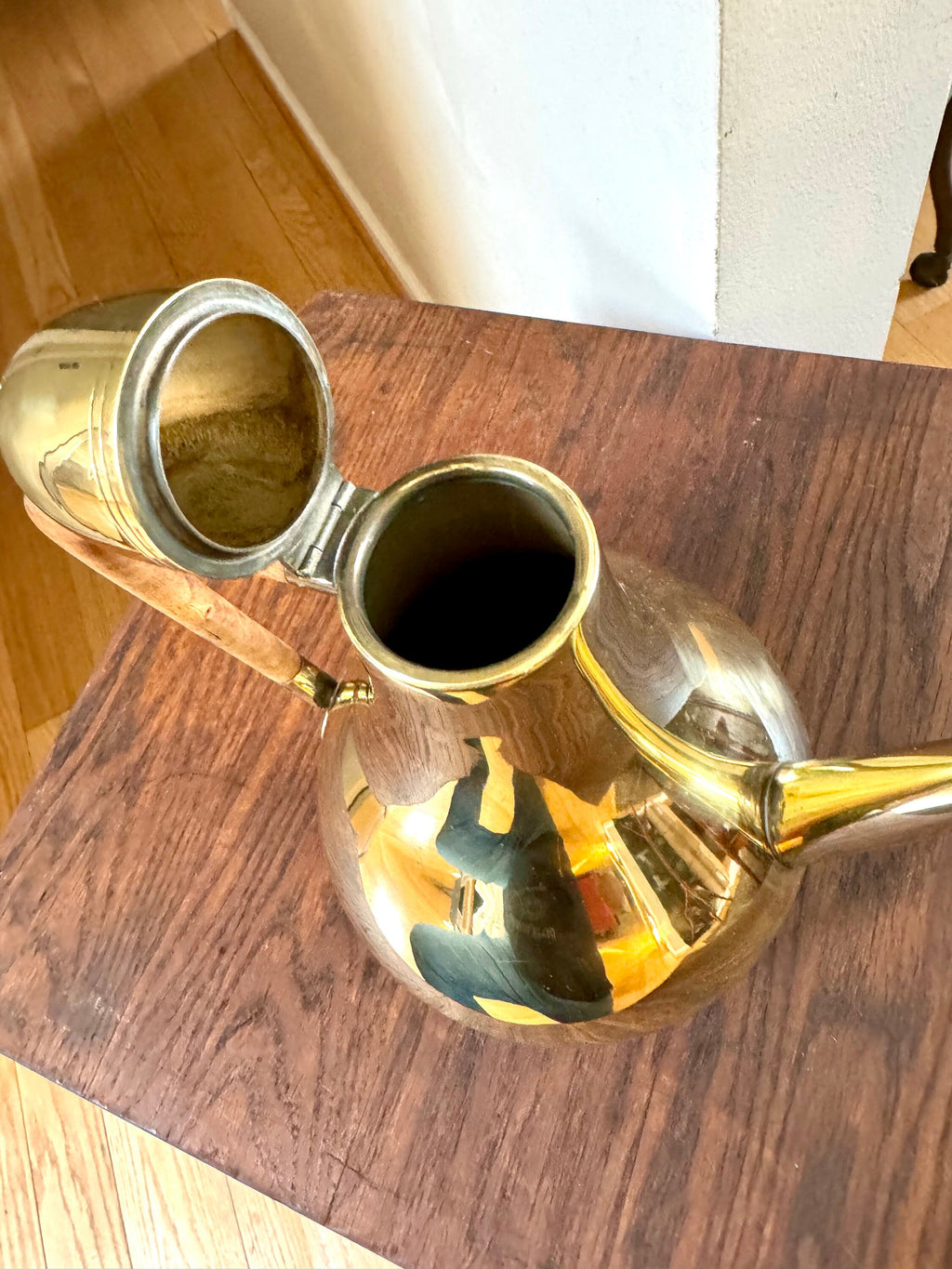 Vtg Italian Brass Tea Pot | Mid Century Modern Brass Teapot with Wood Handle | Made In Italy Brass Tea Kettle