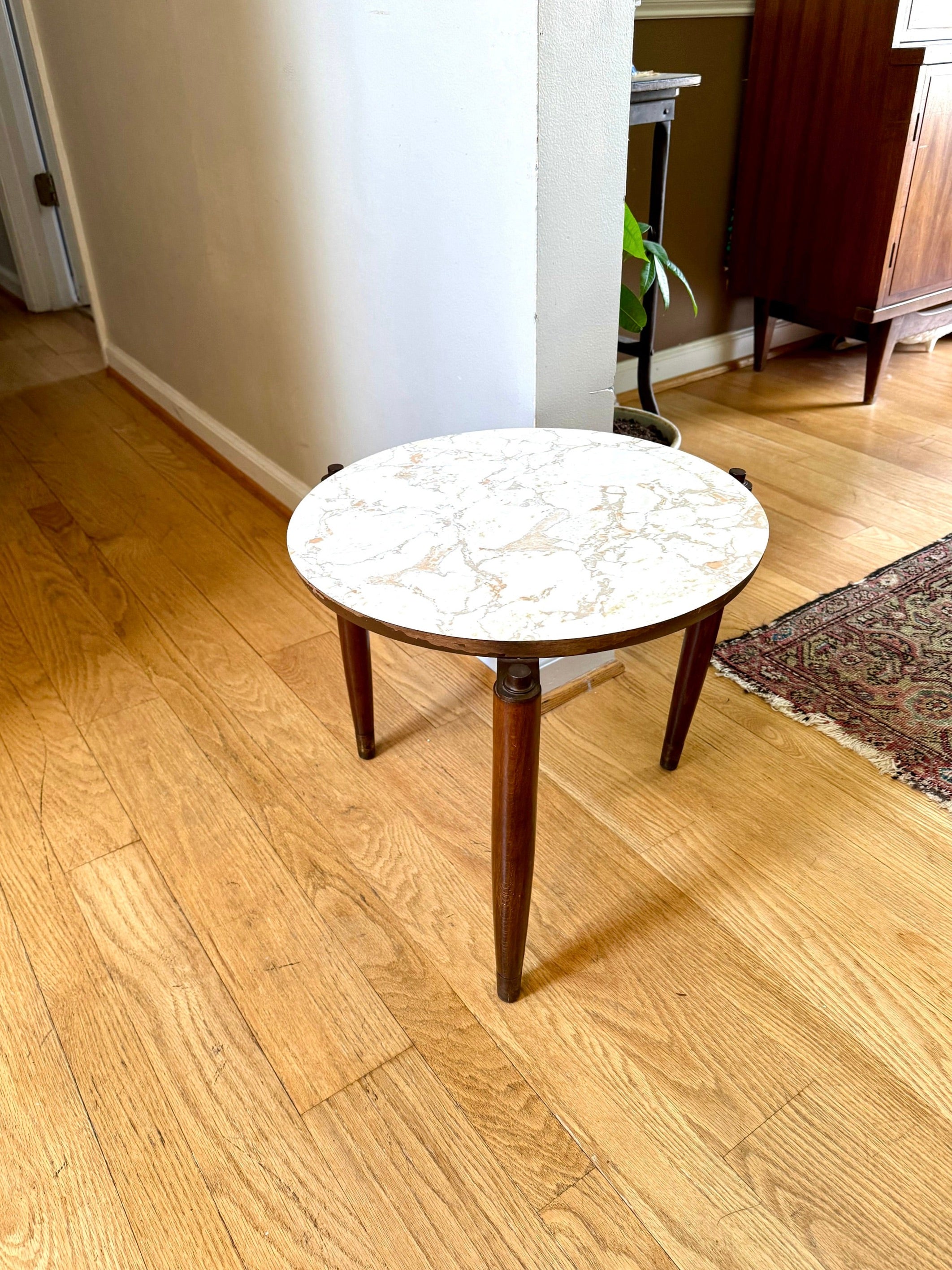 Vtg MCM Formica Side Table | Formica End Table | Belgian Juliette Berlarti Side Table | Distressed Belgian Three Legged End Table