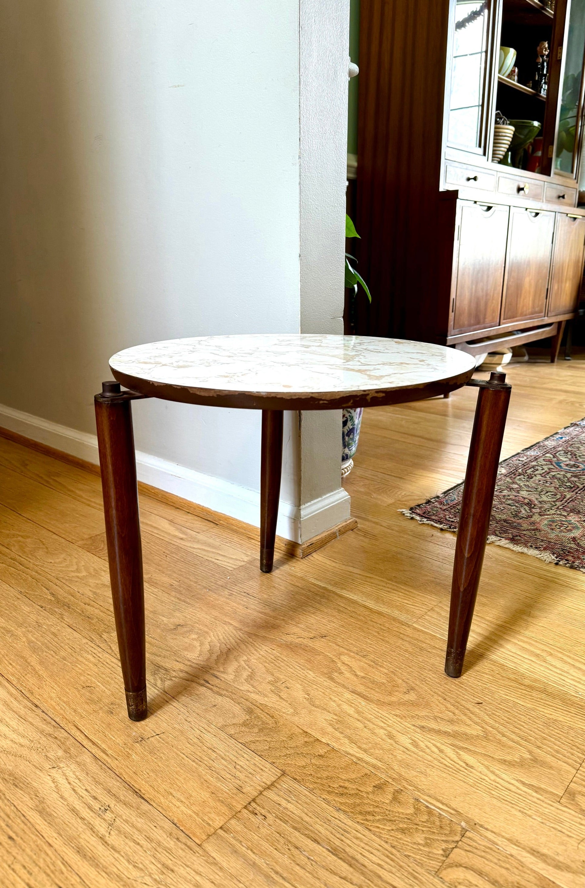 Vtg MCM Formica Side Table | Formica End Table | Belgian Juliette Berlarti Side Table | Distressed Belgian Three Legged End Table