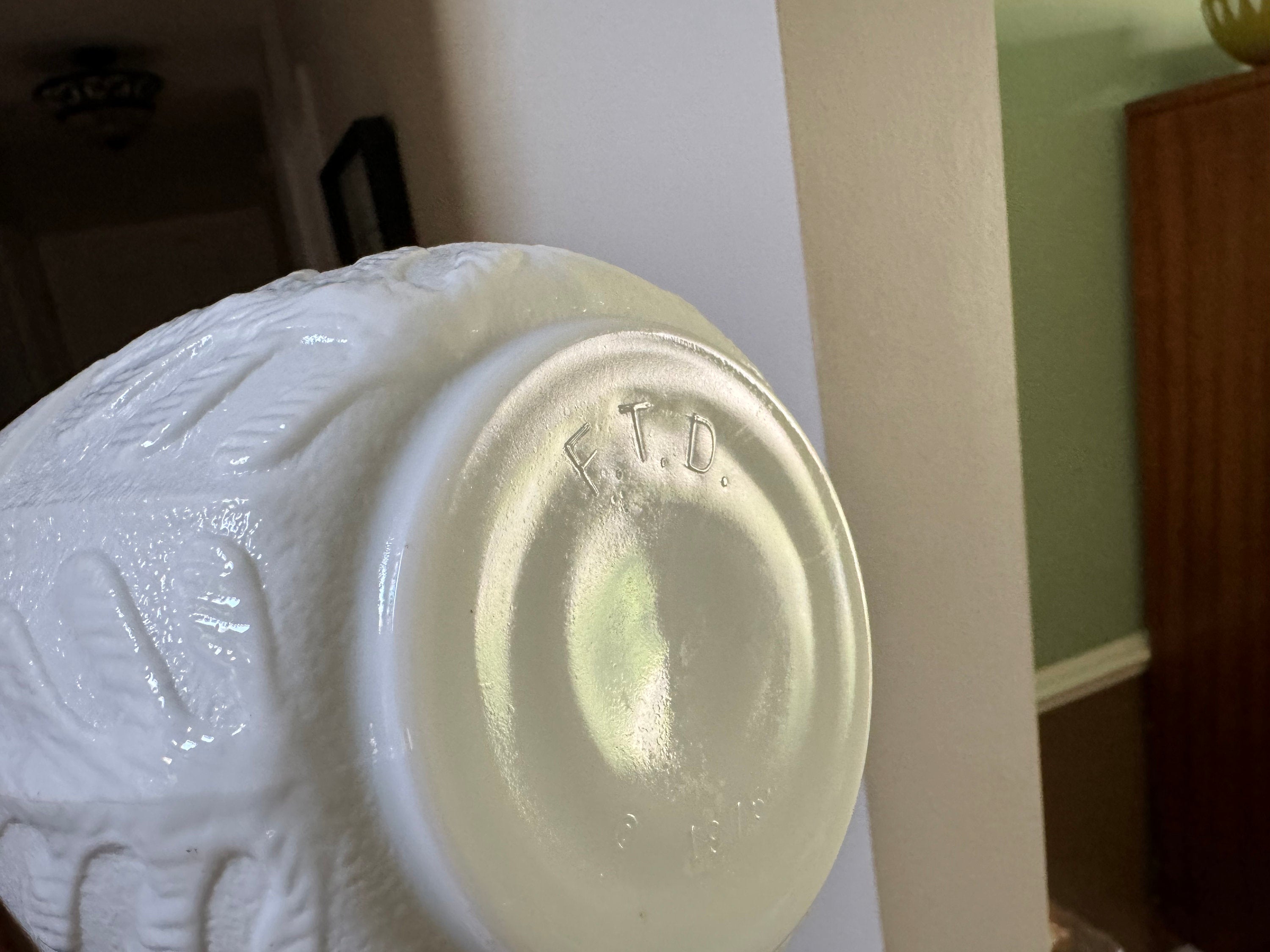 Vtg FTD White Planter | 1975 Milk Glass Planter | Oak Leaf White Glass Planter | Milk Glass FTD Pot