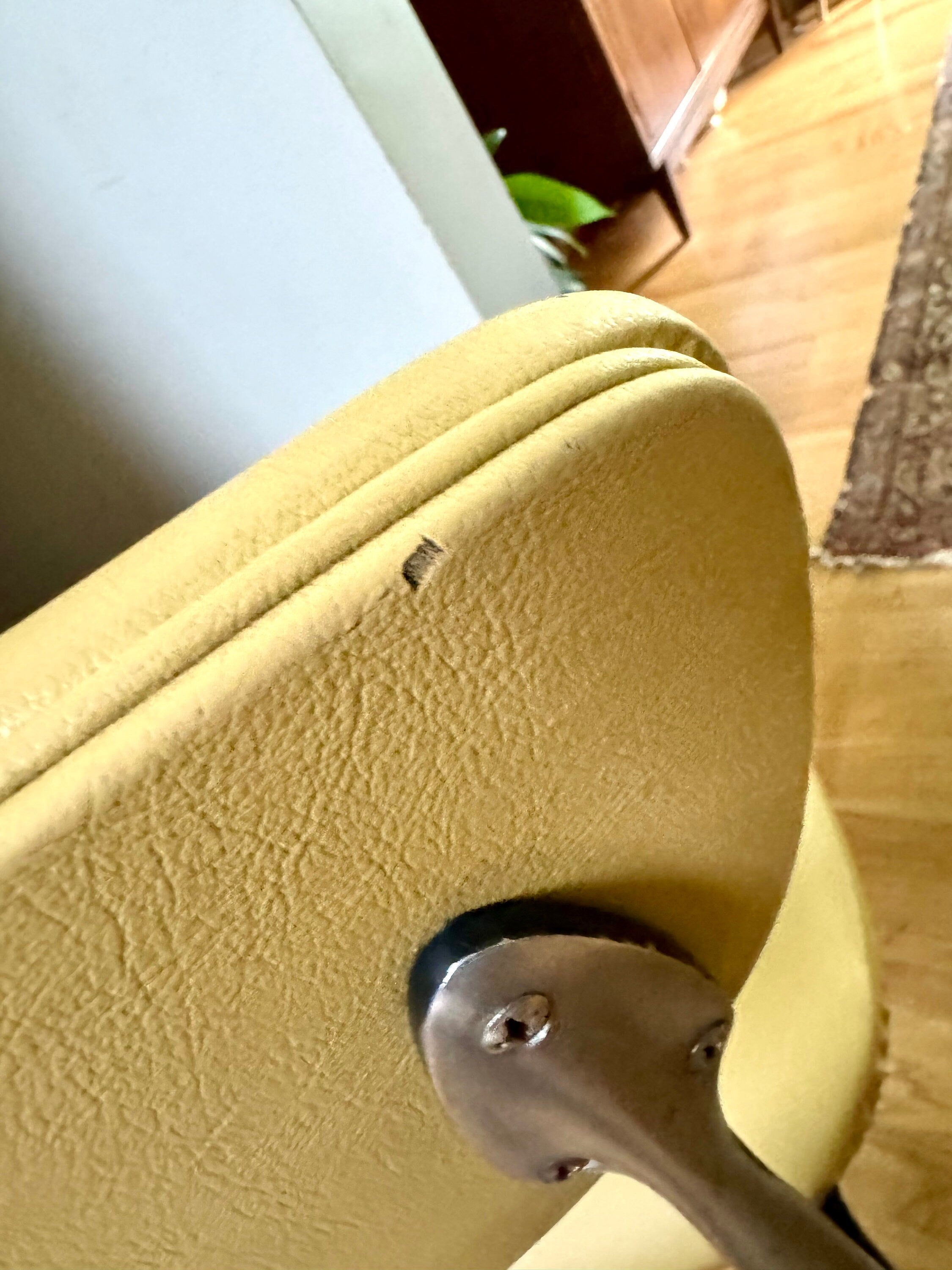 Vtg Aluminum Gazelle Crucible Chair | Shelby Williams Yellow Metal Crucible Chair | MCM Crucible Chair | Crucible Products Corp Chair
