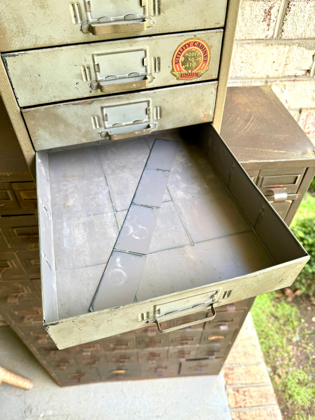 Vtg Rustic Union Cabinet | Rustic Metal 4 Drawer Desktop Organizer| Industrial Union Chest 410 | 4 Drawer Parts Bin