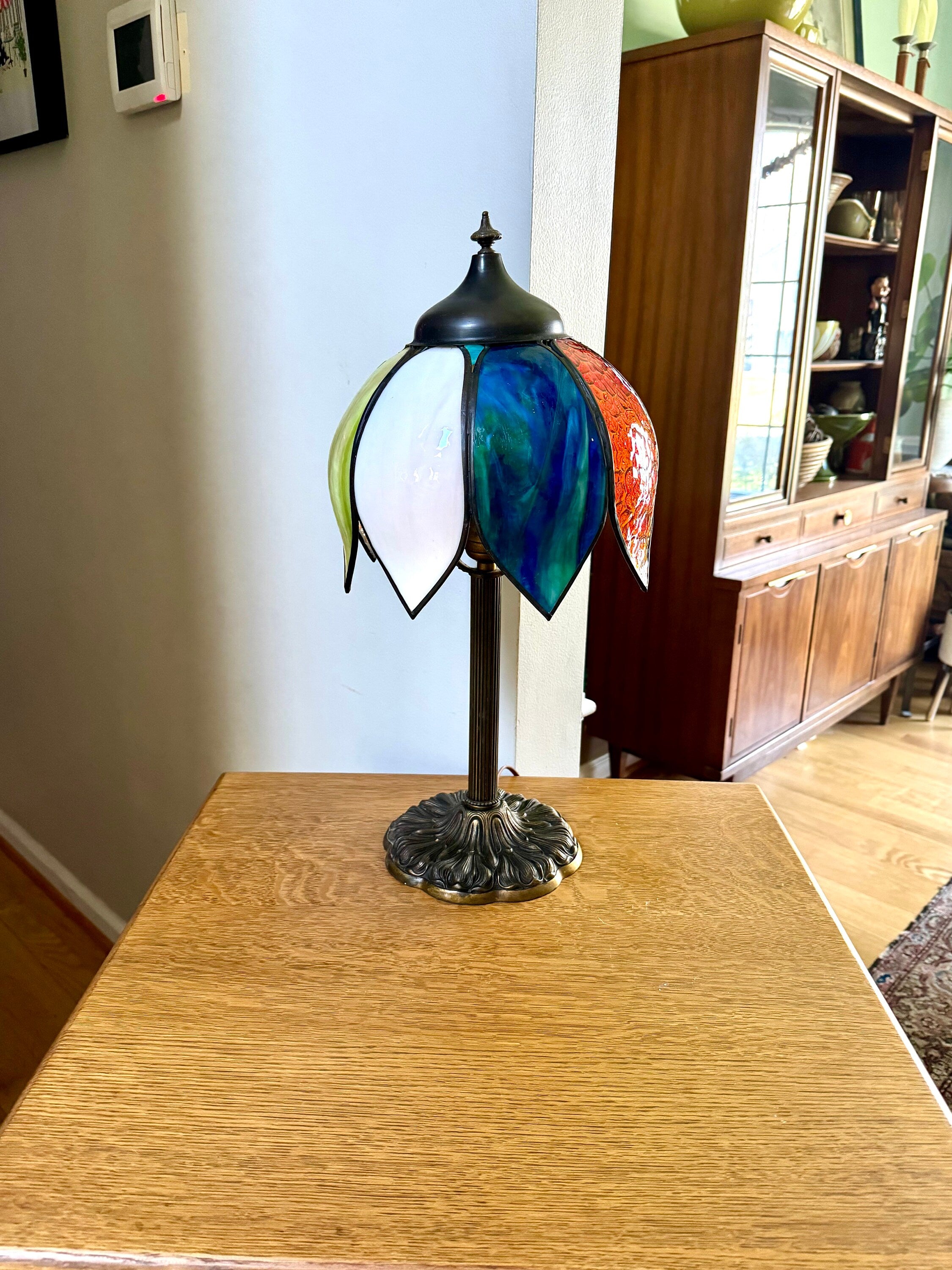 Vtg Miller 952 Slag Glass Lamp | Ornate Miller Base with Multicolor Slag Glass Shade | Slag Glass Desk Lamp | Miller Lamp Company 952