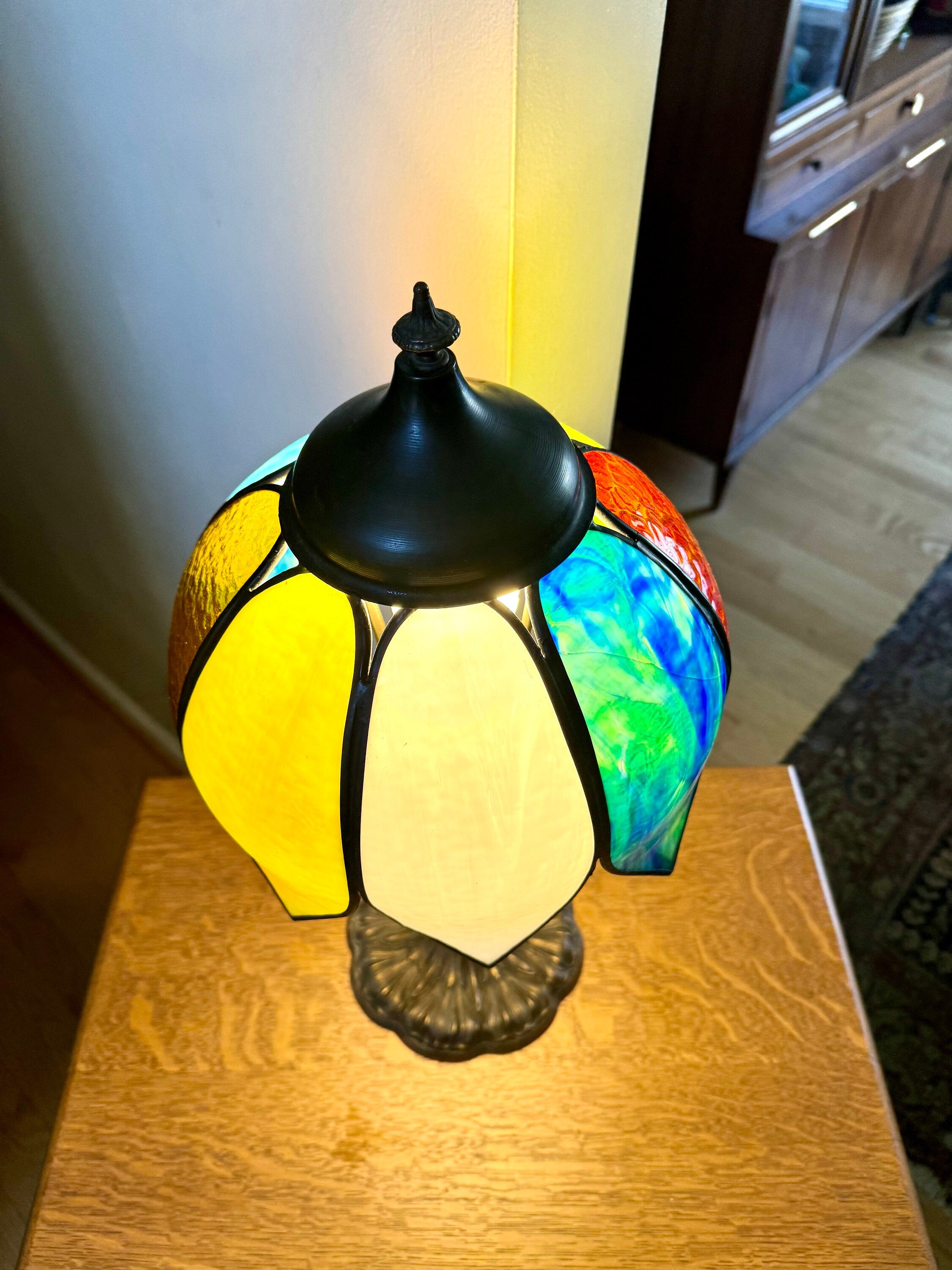 Vtg Miller 952 Slag Glass Lamp | Ornate Miller Base with Multicolor Slag Glass Shade | Slag Glass Desk Lamp | Miller Lamp Company 952