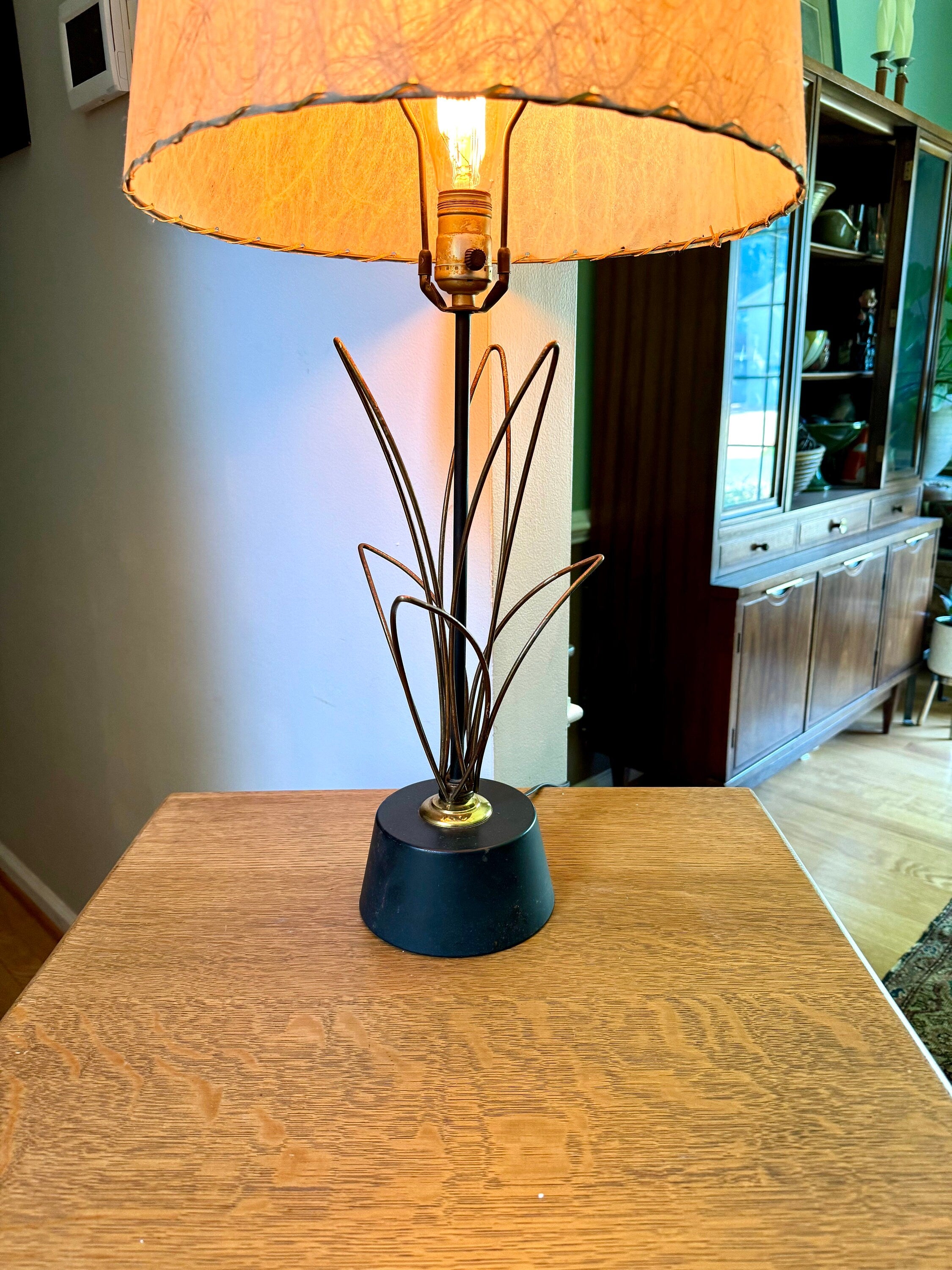 Pair of MCM Wire Desk Lamps | Black and Gold Atomic Wire MCM Lamps | Mid Century Modern Matching Table Lamps | Distressed Wire Lamps