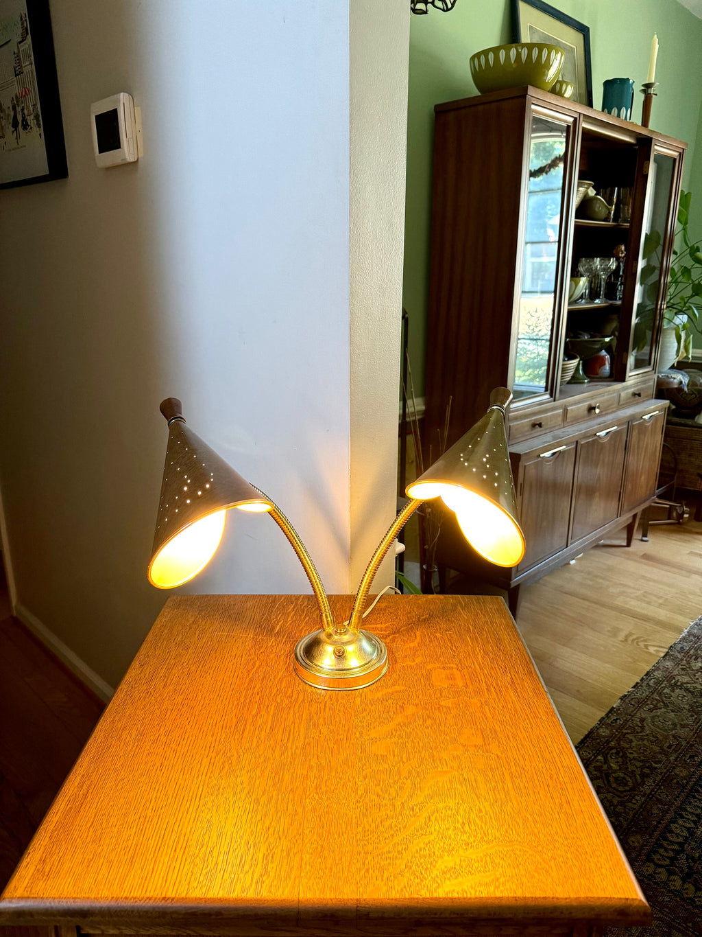 Vtg MCM Double Gooseneck Desk Lamp | Faux Woodgrain Mid Century Modern Gooseneck Desk Lamp | Atomic Double Fixture Adjustable Lamp