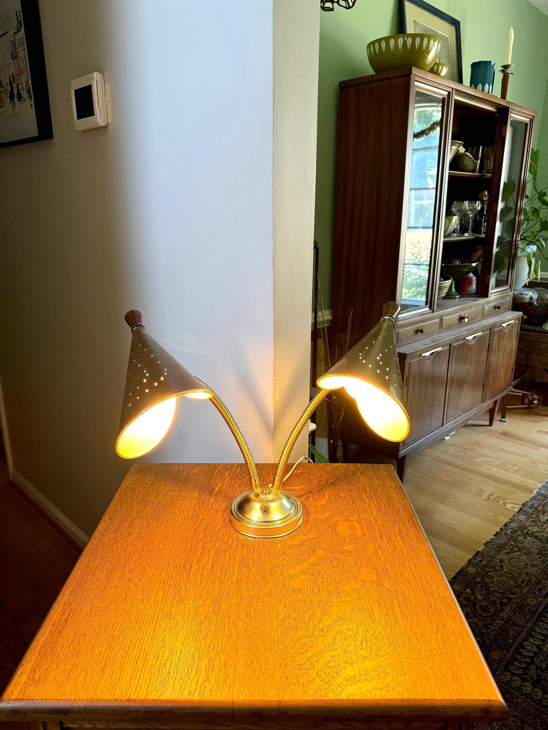 Vtg MCM Double Gooseneck Desk Lamp | Faux Woodgrain Mid Century Modern Gooseneck Desk Lamp | Atomic Double Fixture Adjustable Lamp
