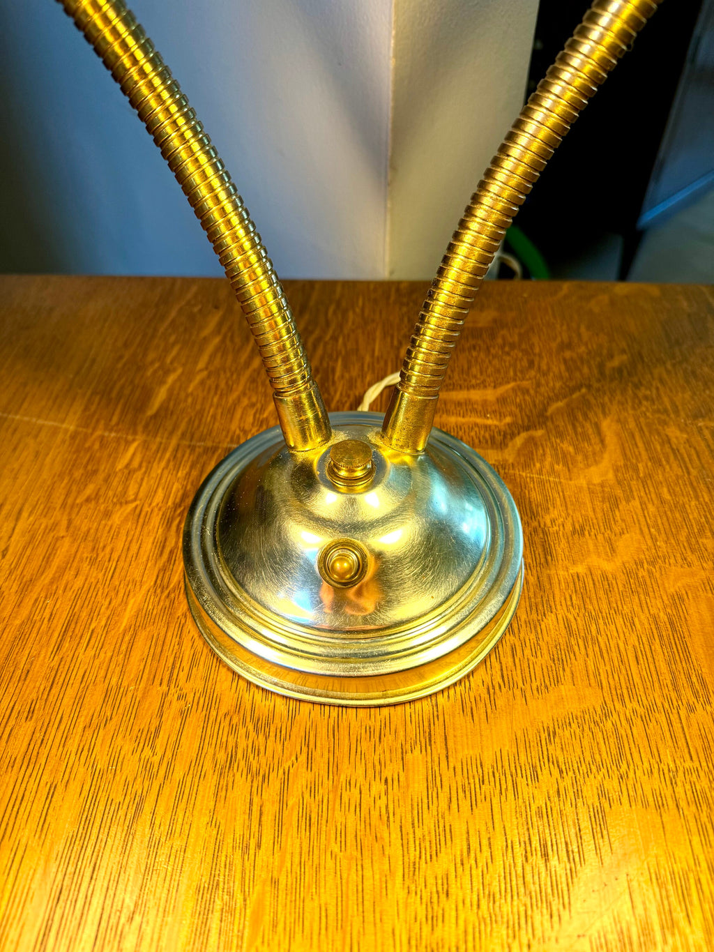 Vtg MCM Double Gooseneck Desk Lamp | Faux Woodgrain Mid Century Modern Gooseneck Desk Lamp | Atomic Double Fixture Adjustable Lamp