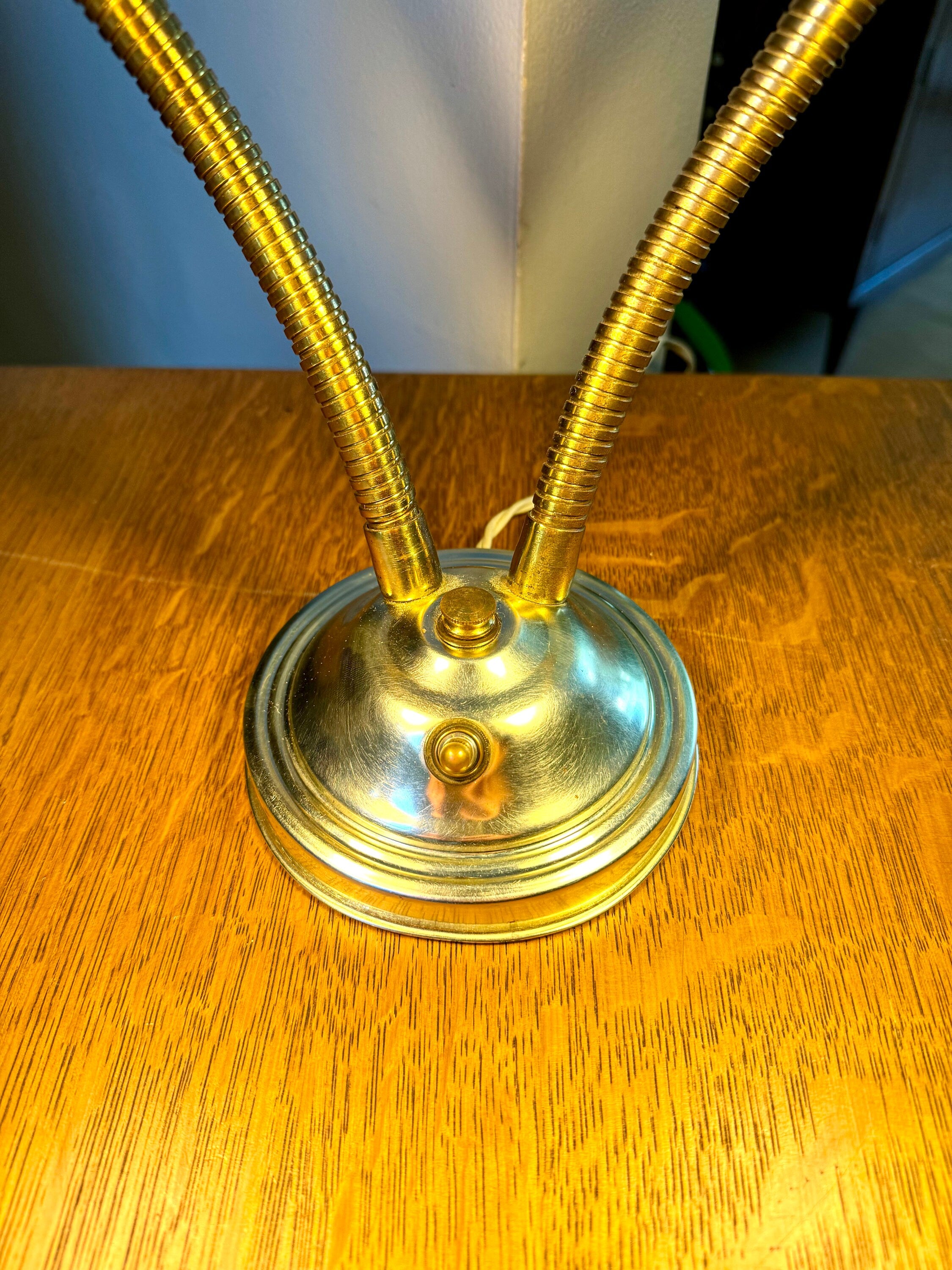 Vtg MCM Double Gooseneck Desk Lamp | Faux Woodgrain Mid Century Modern Gooseneck Desk Lamp | Atomic Double Fixture Adjustable Lamp