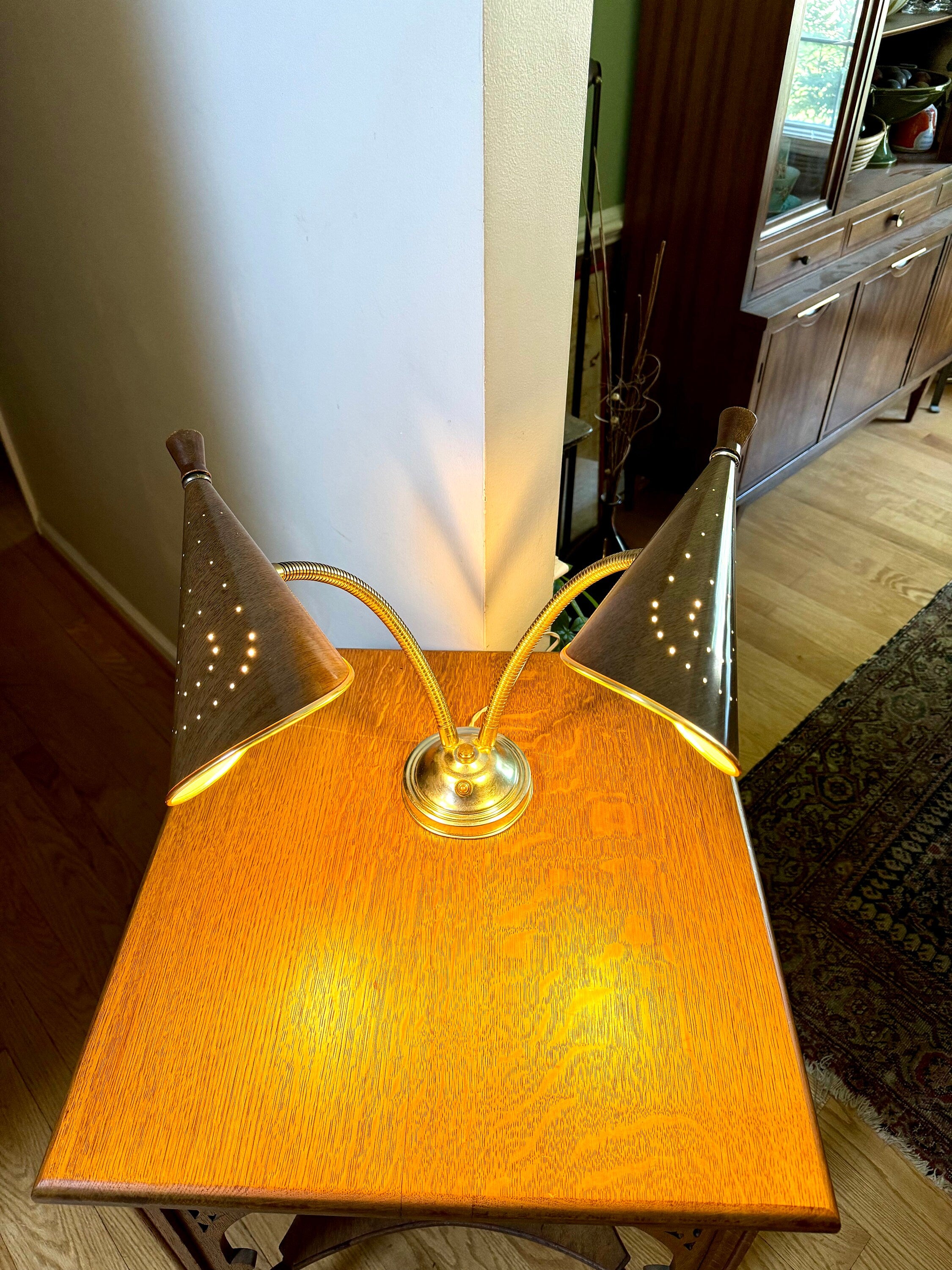 Vtg MCM Double Gooseneck Desk Lamp | Faux Woodgrain Mid Century Modern Gooseneck Desk Lamp | Atomic Double Fixture Adjustable Lamp