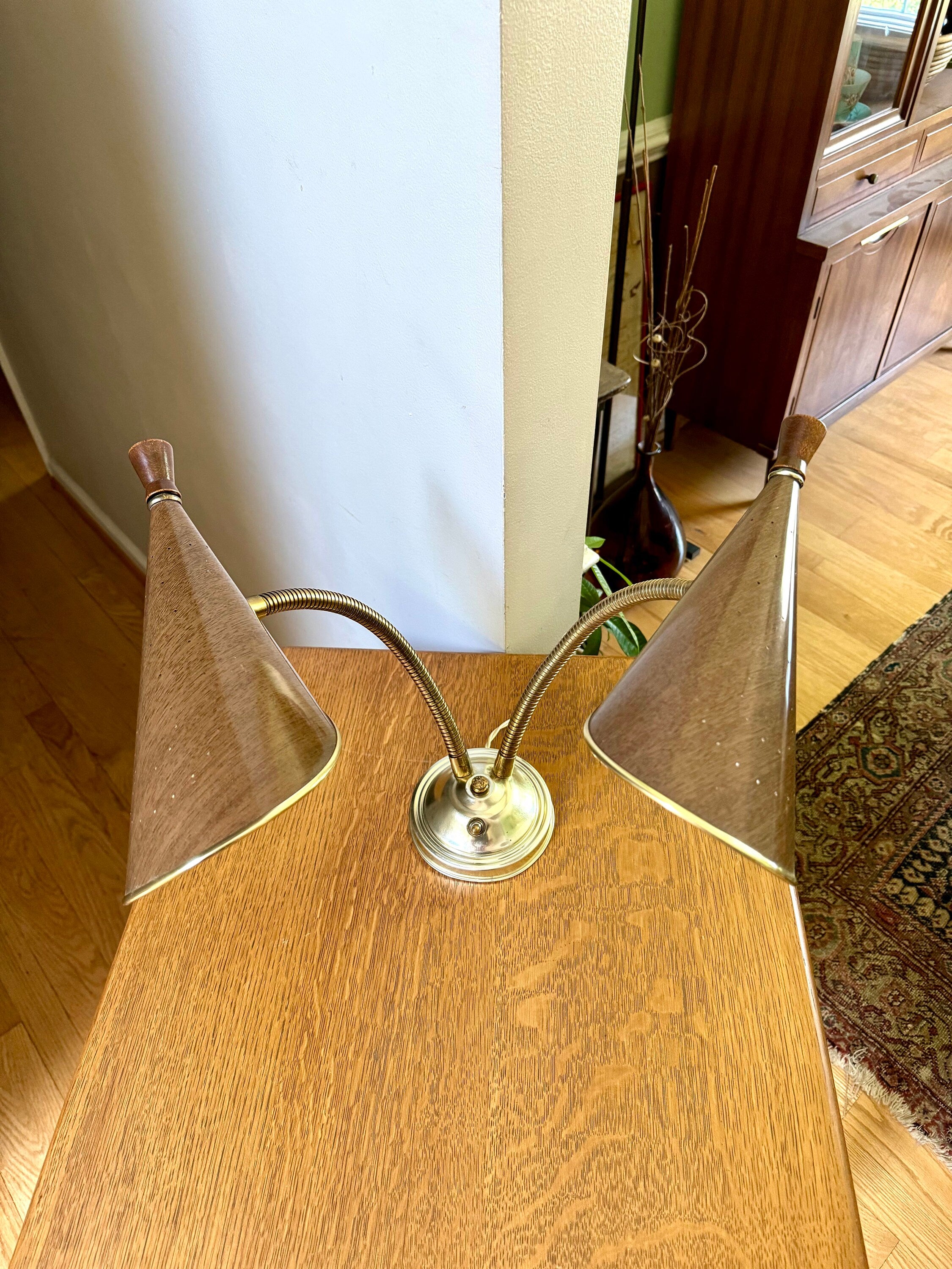 Vtg MCM Double Gooseneck Desk Lamp | Faux Woodgrain Mid Century Modern Gooseneck Desk Lamp | Atomic Double Fixture Adjustable Lamp