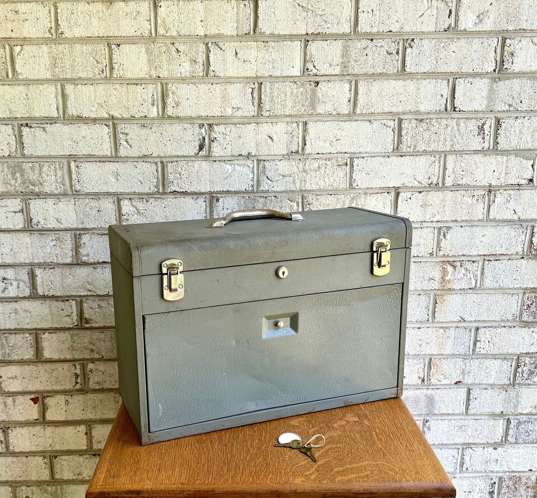 Vtg Metal Tool Machinist Tool Chest | 3 Drawer Metal Tool Chest with Keys | Locking Metal Journeyman Chest | 3 Drawer Metal Toolbox