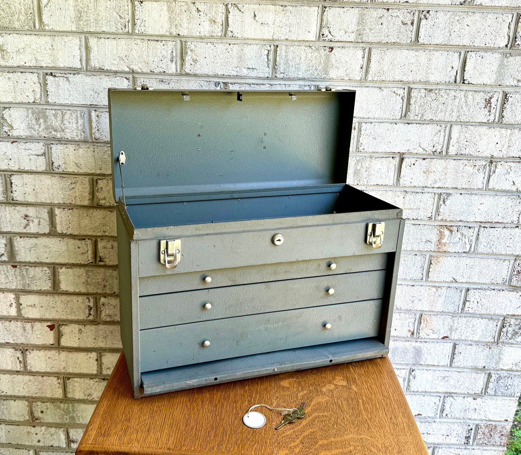 Vtg Metal Tool Machinist Tool Chest | 3 Drawer Metal Tool Chest with Keys | Locking Metal Journeyman Chest | 3 Drawer Metal Toolbox
