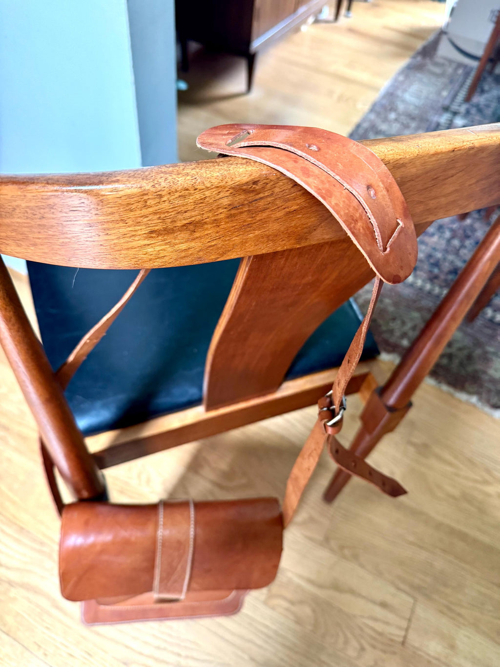 Vtg Genuine Leather Pack | Rustic Leather Messenger Bag | Unisex Shoulder Bag |  Leather Purse | Leather Travel Bag | Rustic Leather Bag