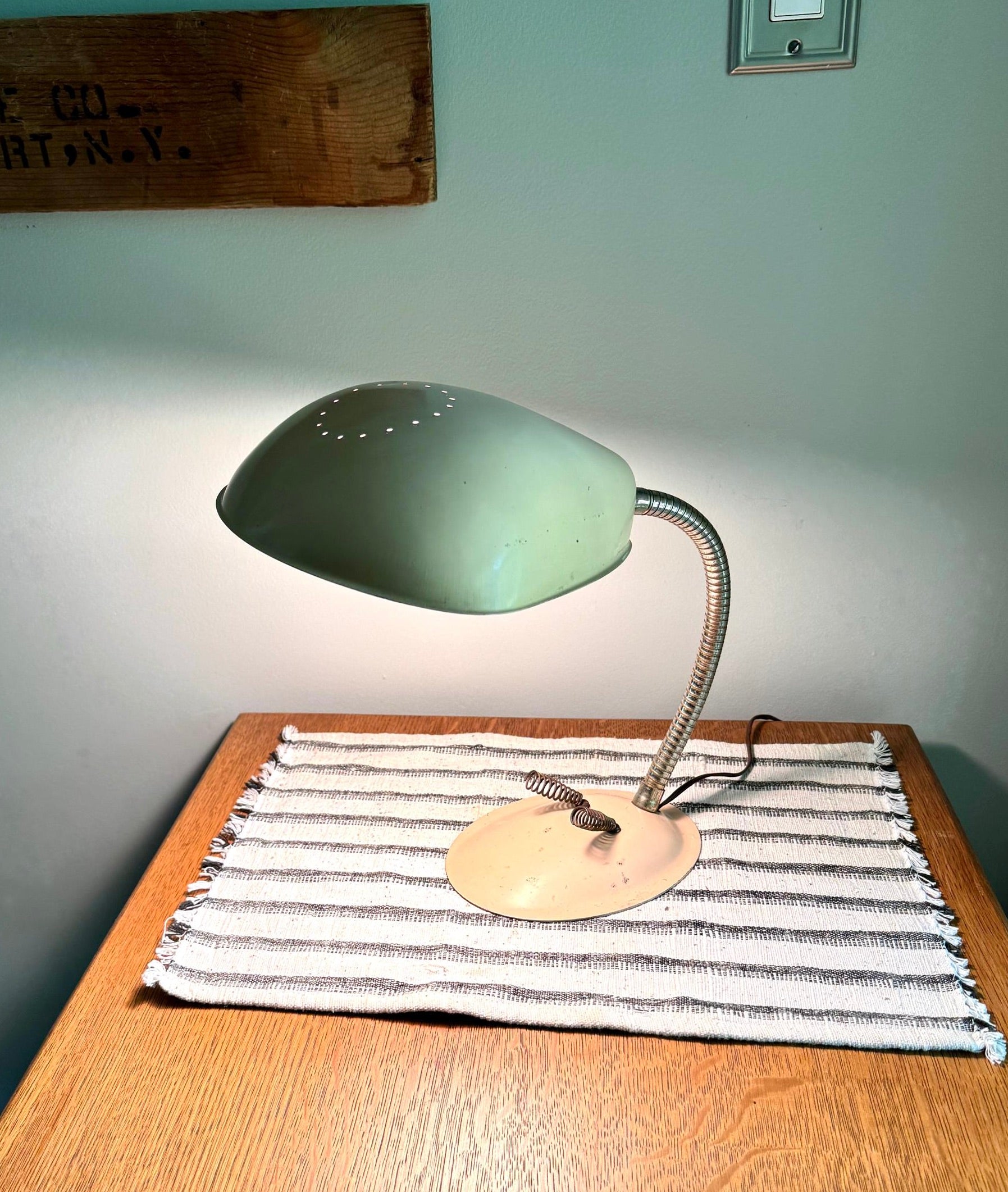 Vtg MCM Cobra Desk Lamp | Greta Grossman Style Desk Lamp | Creme Colored Cobra Desk Lamp | MCM Desk Lamp | Atomic Lamp