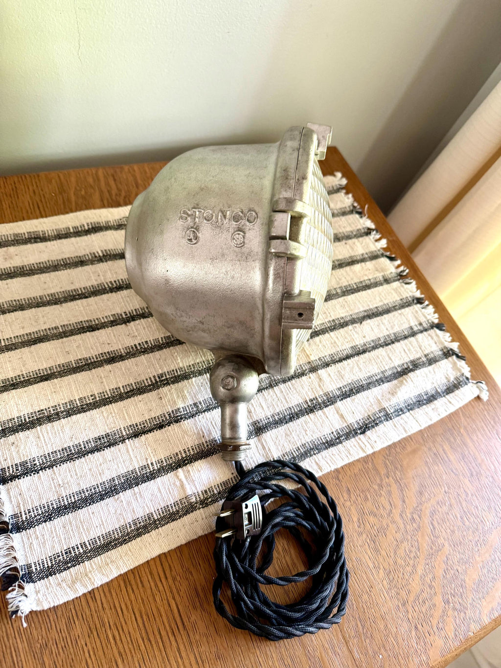 Vtg Industrial Stonco Spot Light | Cast Metal Industrial Spot Lamp | 7 Inch Westinghouse Bulb Lamp | Rewired Aluminum Cast Stonco Lamp