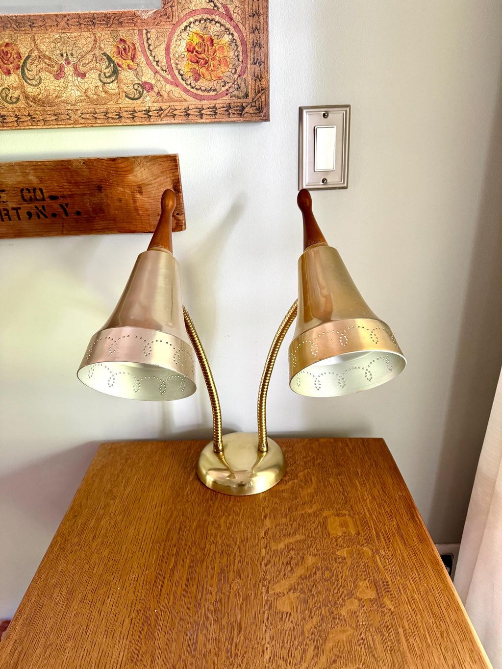 Vtg MCM Double Gooseneck Desk Lamp | Teak Knob Mid Century Modern Gooseneck Desk Lamp | Atomic Pierced Double Fixture Adjustable Lamp