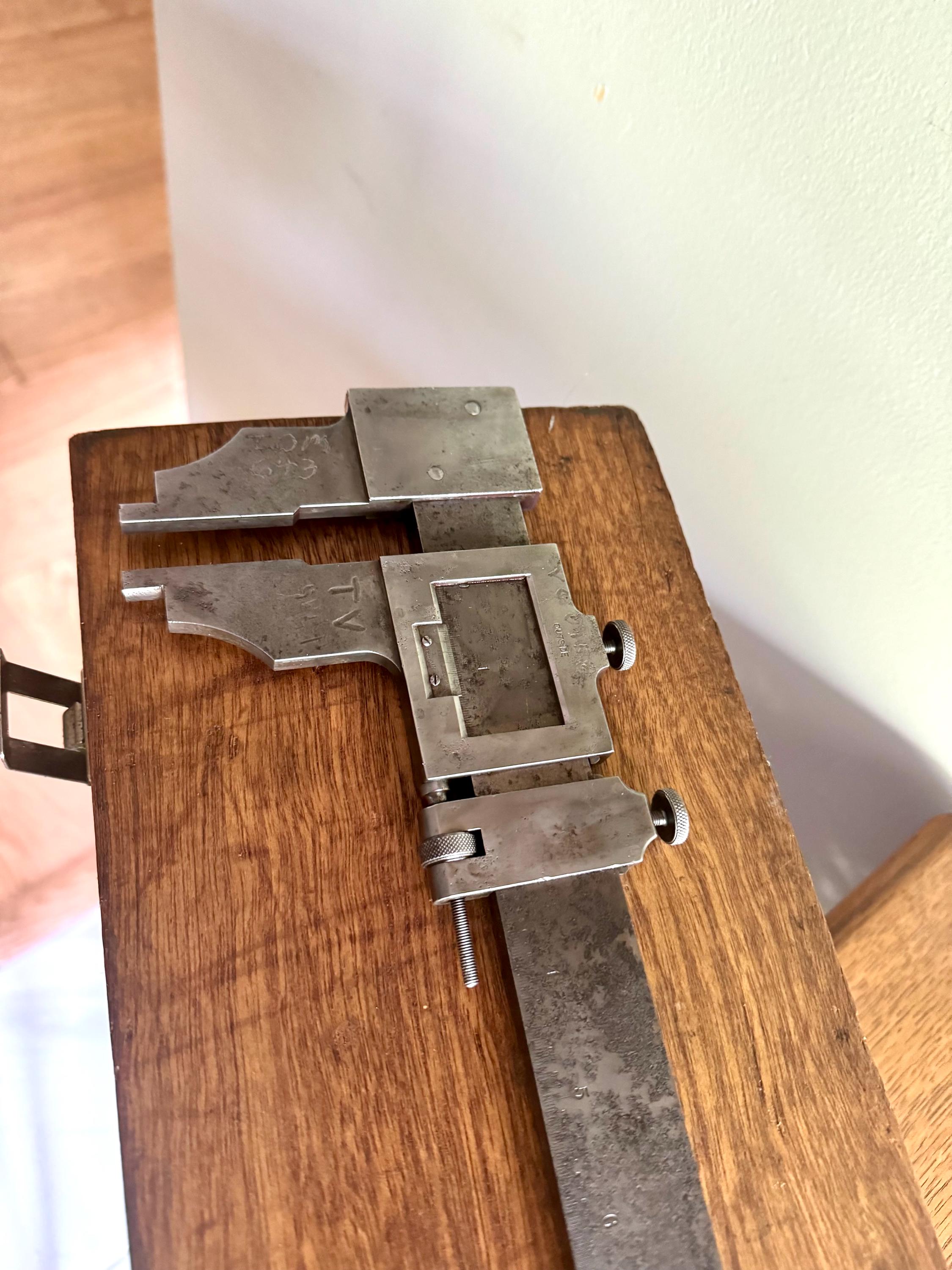 Vintage Starrett 36" Vernier Calipers Inside/Outside Model No.122  | Large L.S. Starrett Co. Outside/Inside Caliper in Case