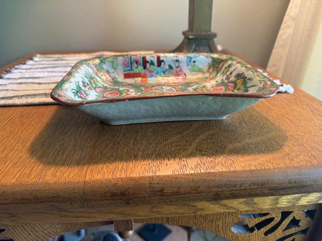 Antique Chinese Porcelain Famille Rose Medallion Serving Bowl | Chinese Famille Rose Medallion Service Dish | 1800's Ceramic Dish (repaired)