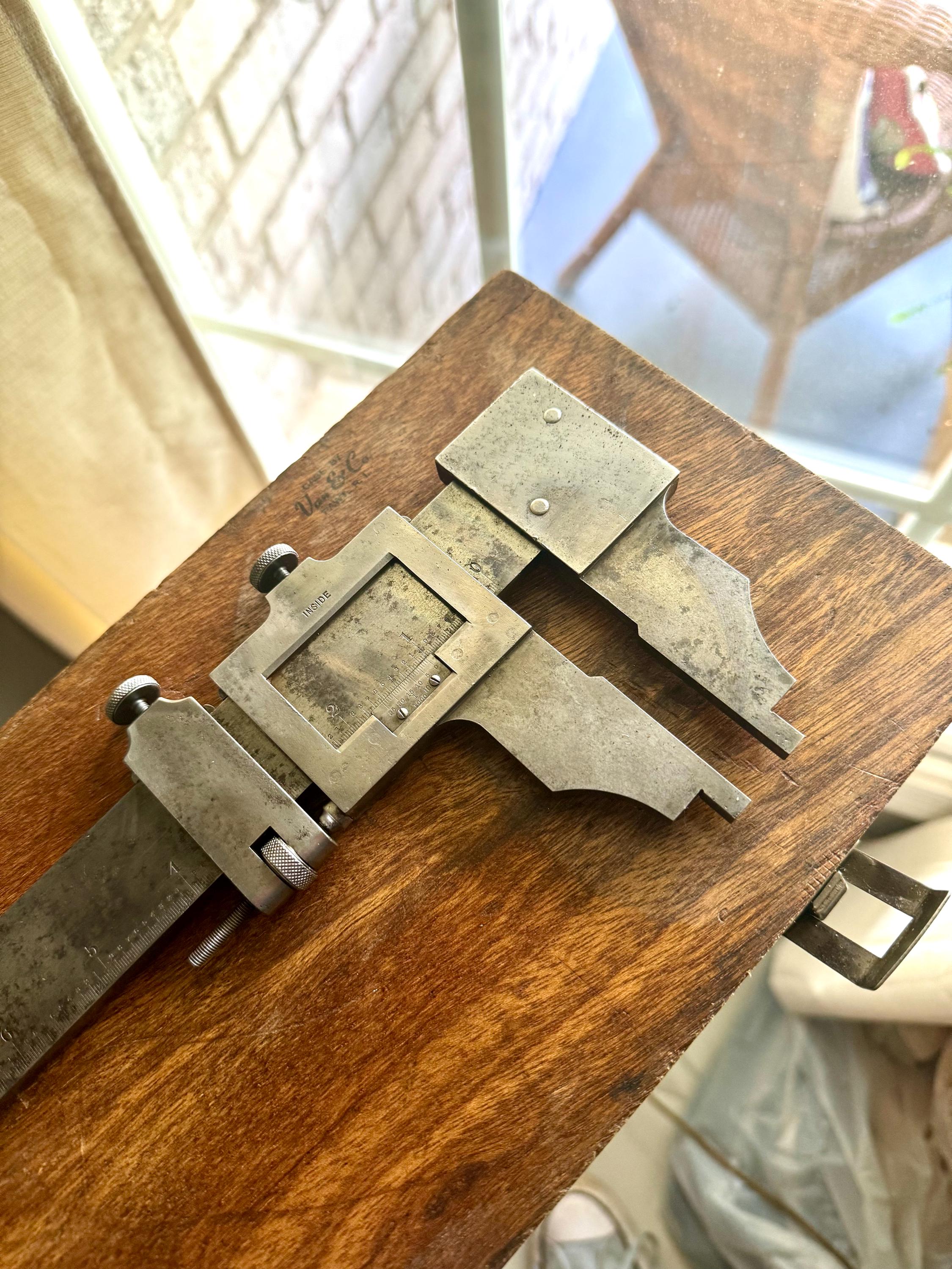 Vintage Starrett 36" Vernier Calipers Inside/Outside Model No.122  | Large L.S. Starrett Co. Outside/Inside Caliper in Case