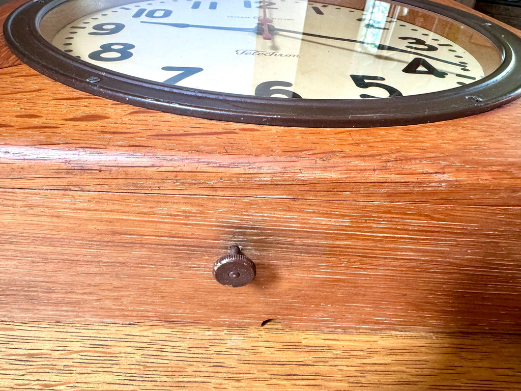 Antique 1930's General Electric Telechron Clock in Wood Case | General Electric Oak Wall Clock | Electric Telechron Wall Clock | Rustic Wall Clock