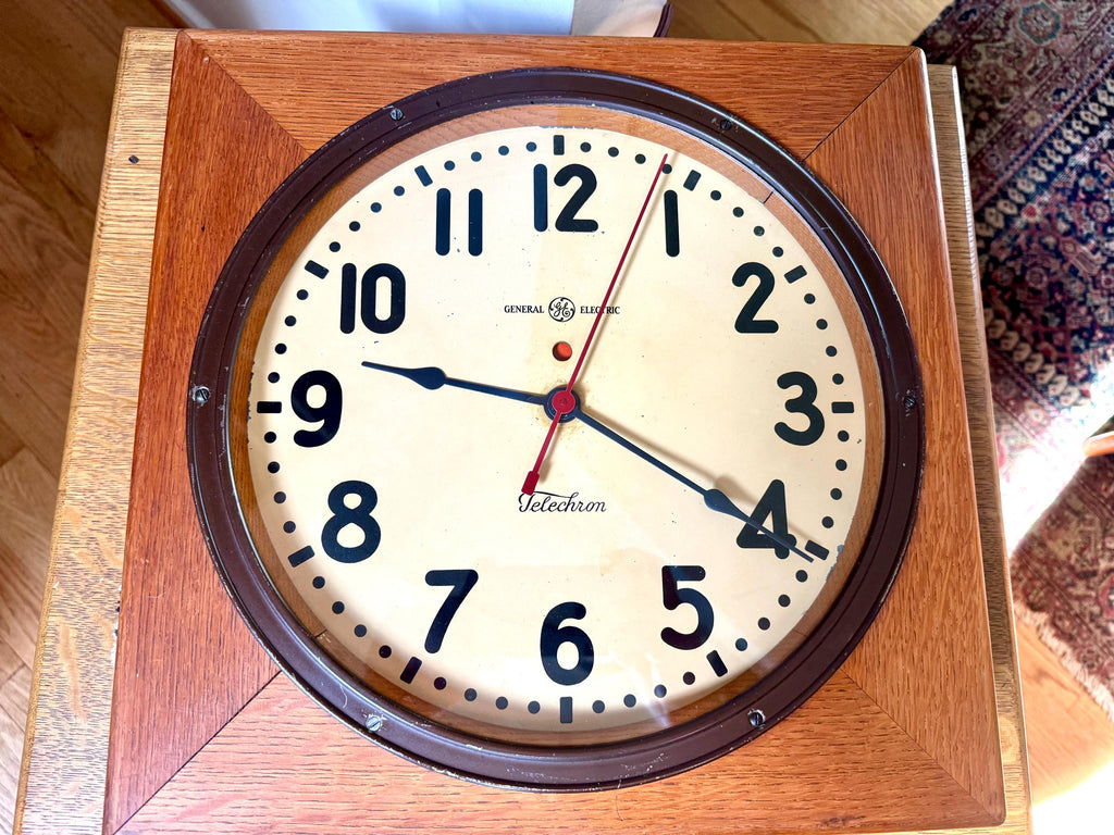 Antique 1930's General Electric Telechron Clock in Wood Case | General Electric Oak Wall Clock | Electric Telechron Wall Clock | Rustic Wall Clock