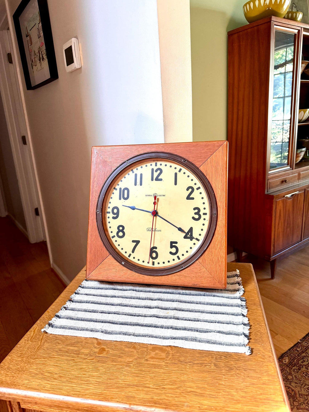 Antique 1930's General Electric Telechron Clock in Wood Case | General Electric Oak Wall Clock | Electric Telechron Wall Clock | Rustic Wall Clock
