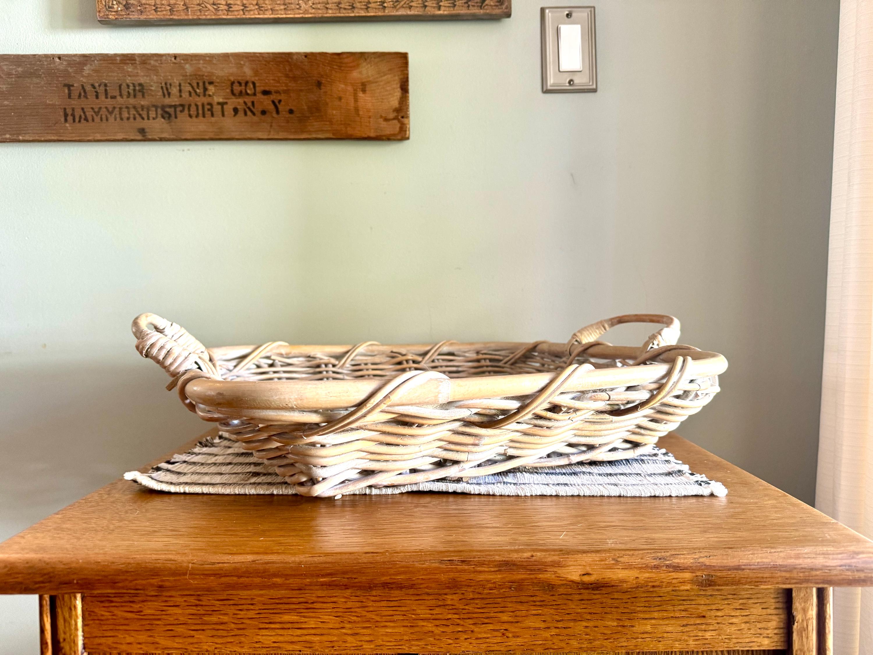 Vtg Wicker Bread Basket | Rustic Wicker Storage | 80's Bohemian Basket | Wall Wicker Basket | Flat Rattan Basket | Beach House Decor