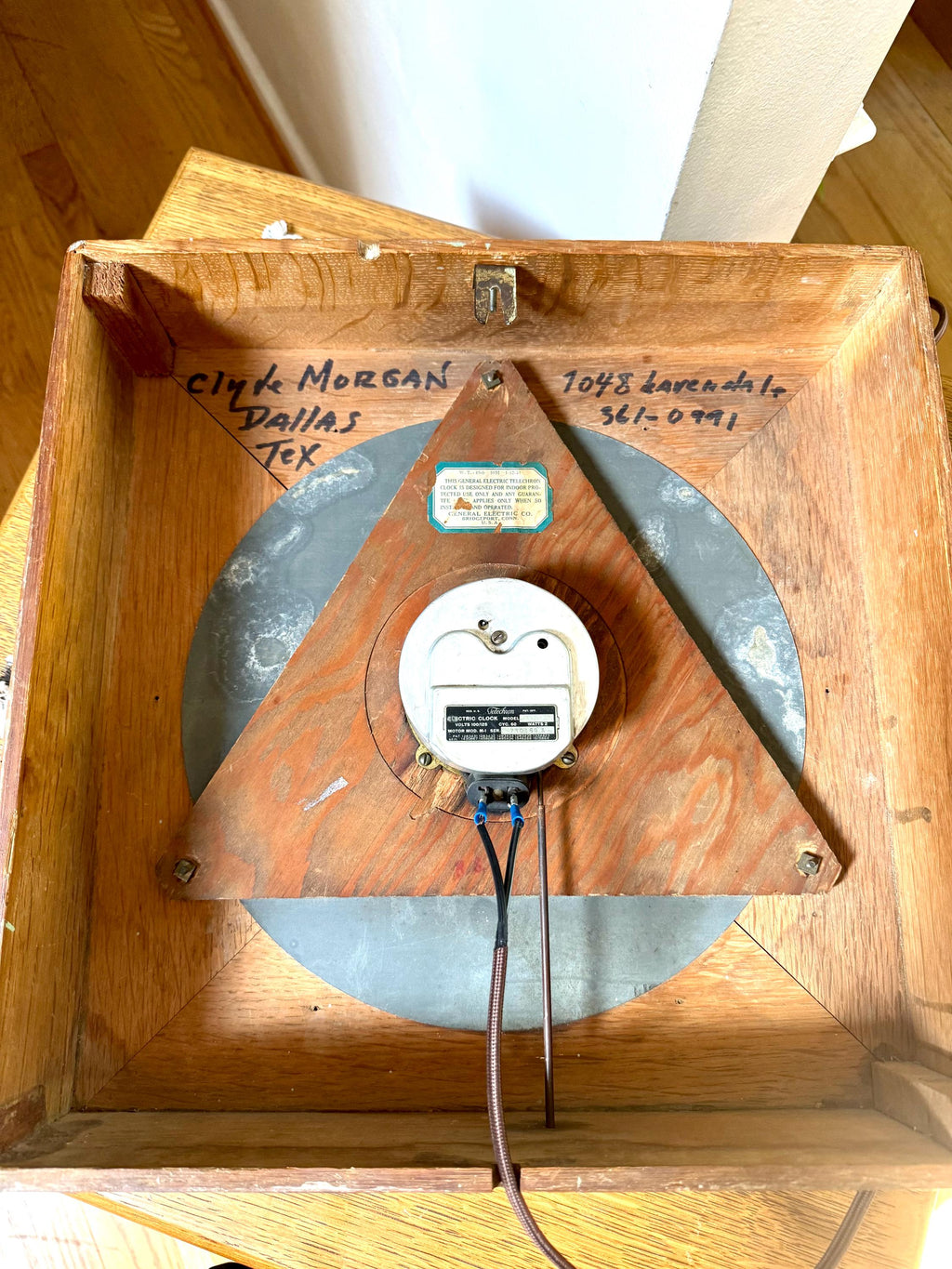 Antique 1930's General Electric Telechron Clock in Wood Case | General Electric Oak Wall Clock | Electric Telechron Wall Clock | Rustic Wall Clock