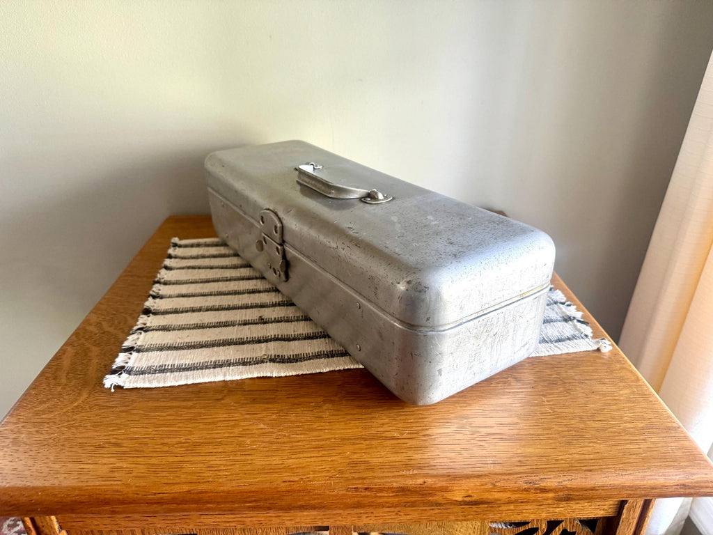 Vtg UMCO Aluminum Tackle Box | Aluminum Umco Tackle Box | Fishing Tackle Box | Smooth Aluminum Tackle Box