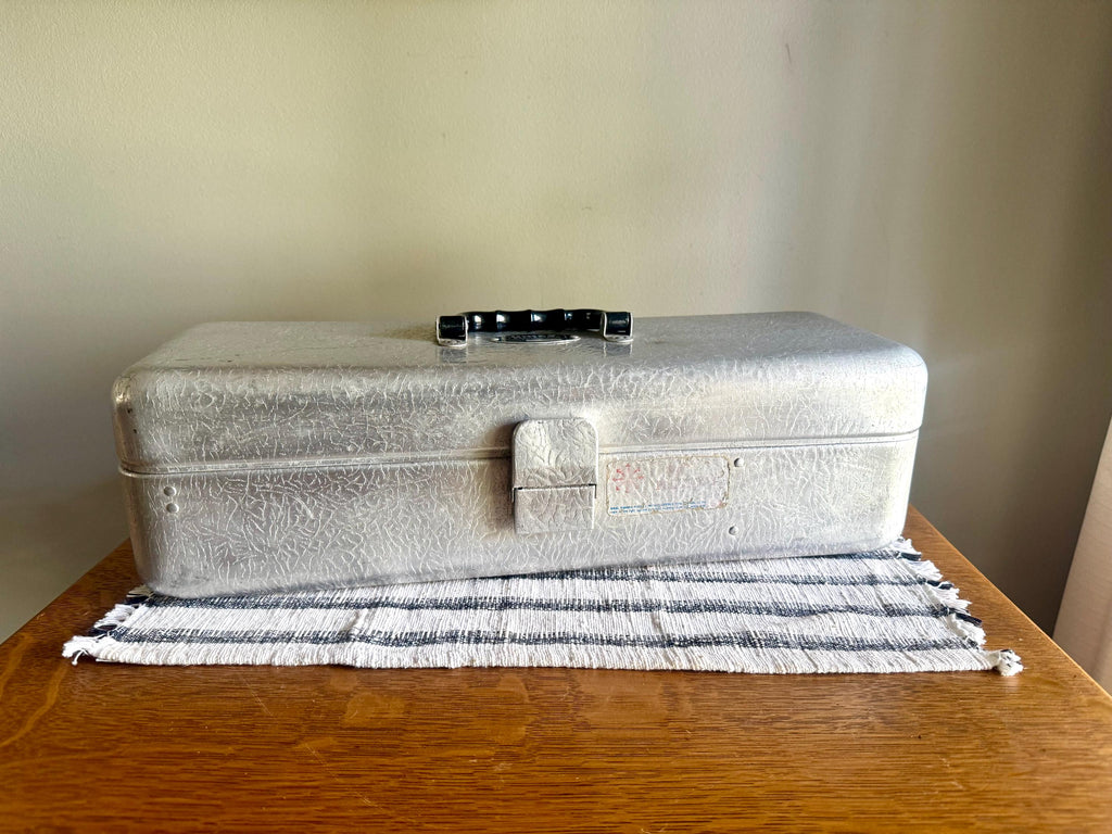 Vtg UMCO 500 Aluminum Tackle Box | Aluminum Umco Tackle Box | Fishing Tackle Box | Textured Aluminum Vtg Tackle Box