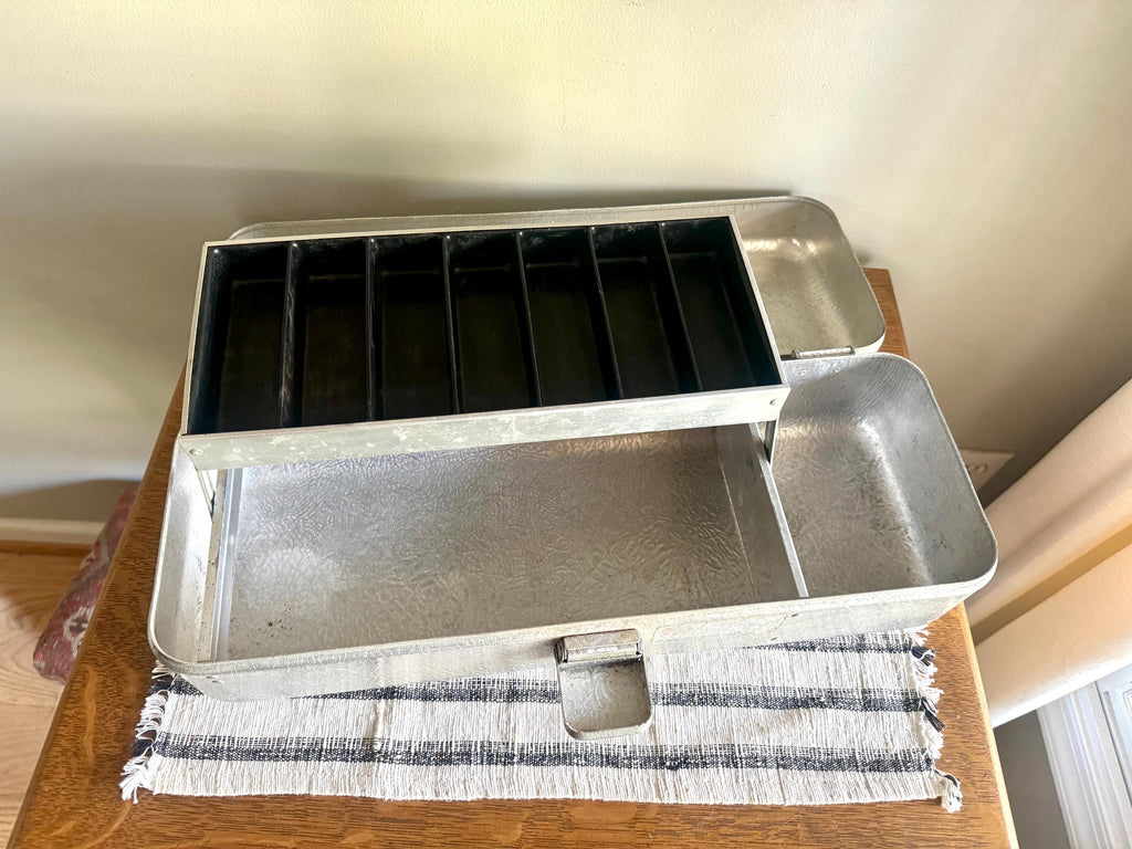 Vtg UMCO 500 Aluminum Tackle Box | Aluminum Umco Tackle Box | Fishing Tackle Box | Textured Aluminum Vtg Tackle Box