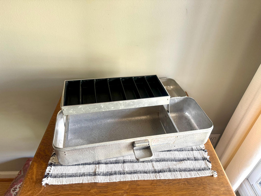 Vtg UMCO 500 Aluminum Tackle Box | Aluminum Umco Tackle Box | Fishing Tackle Box | Textured Aluminum Vtg Tackle Box