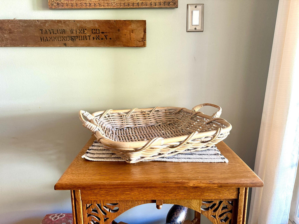 Vtg Wicker Bread Basket | Rustic Wicker Storage | 80's Bohemian Basket | Wall Wicker Basket | Flat Rattan Basket | Beach House Decor