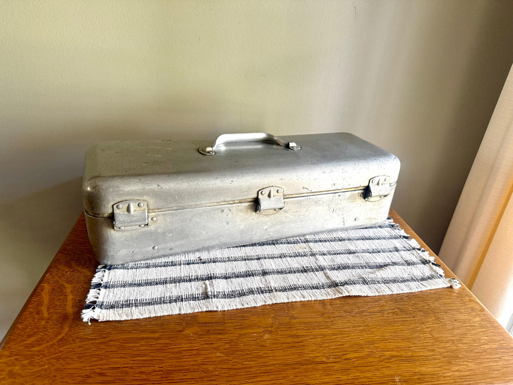 Vtg UMCO Aluminum Tackle Box | Aluminum Umco Tackle Box | Fishing Tackle Box | Smooth Aluminum Tackle Box