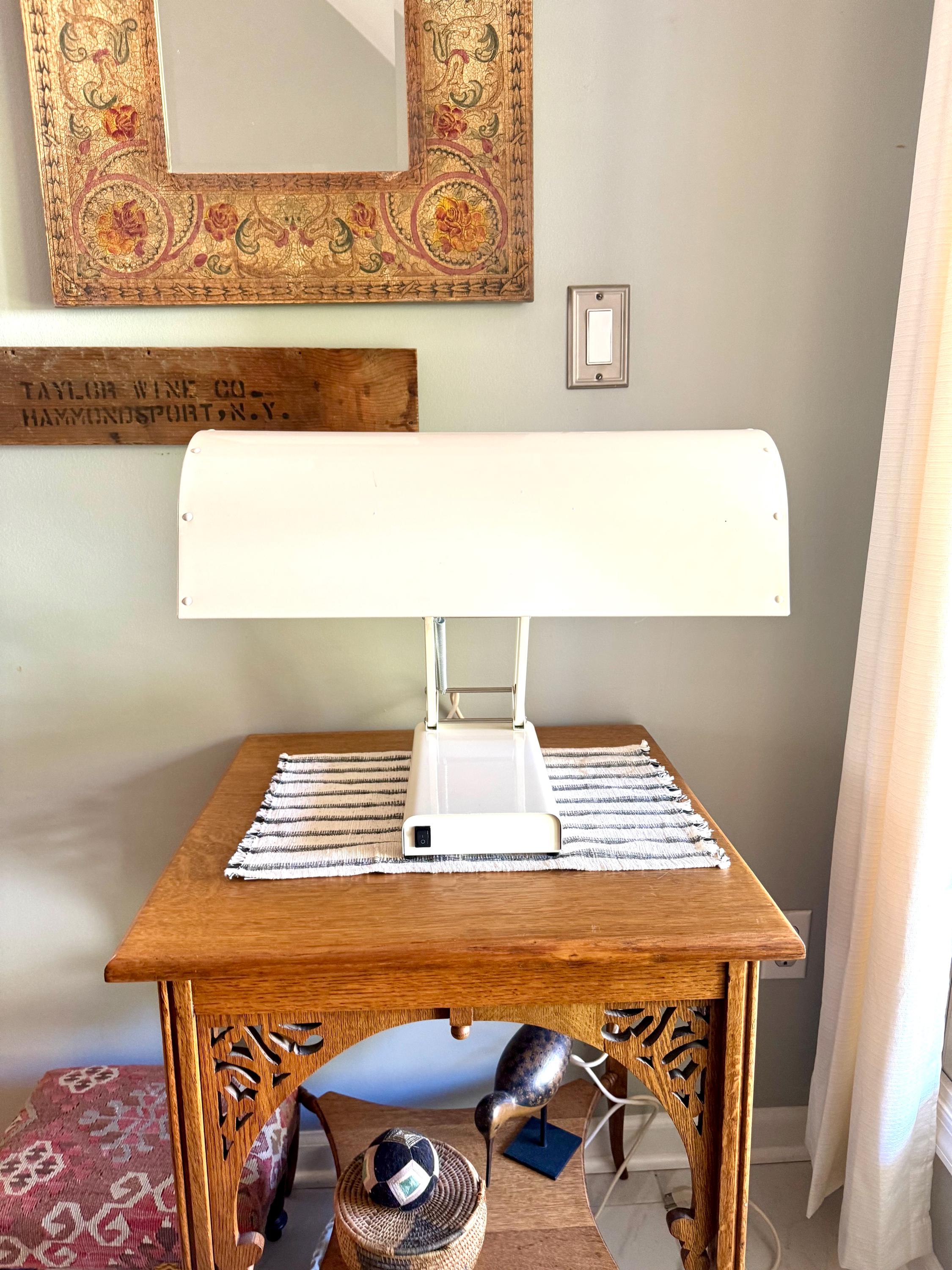 A Vtg SADelite Northern Light Technology White Desk Lamp | Therapy Desk Lamp | Sadelite Light Therapy Desk Lamp | (No Bulbs)
