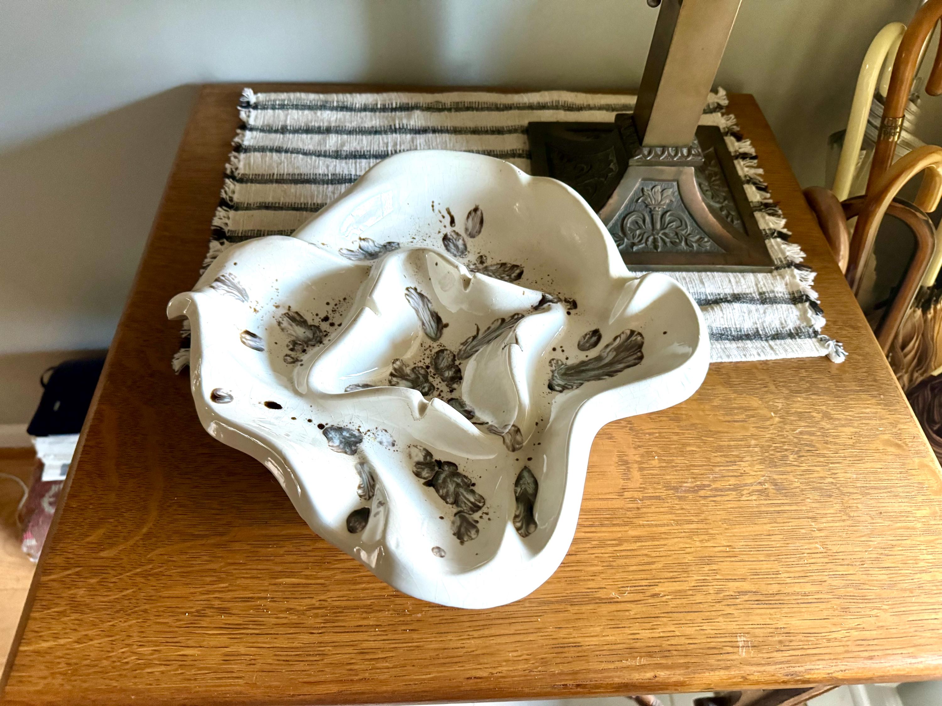 Mid Century White Abstract Ceramic Ashtray | Ceramic Ashtray | Retro Change Tray | Mid Century Modern Ceramic Dish | MCM Ashtray