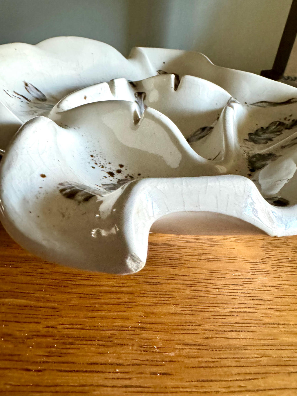 Mid Century White Abstract Ceramic Ashtray | Ceramic Ashtray | Retro Change Tray | Mid Century Modern Ceramic Dish | MCM Ashtray