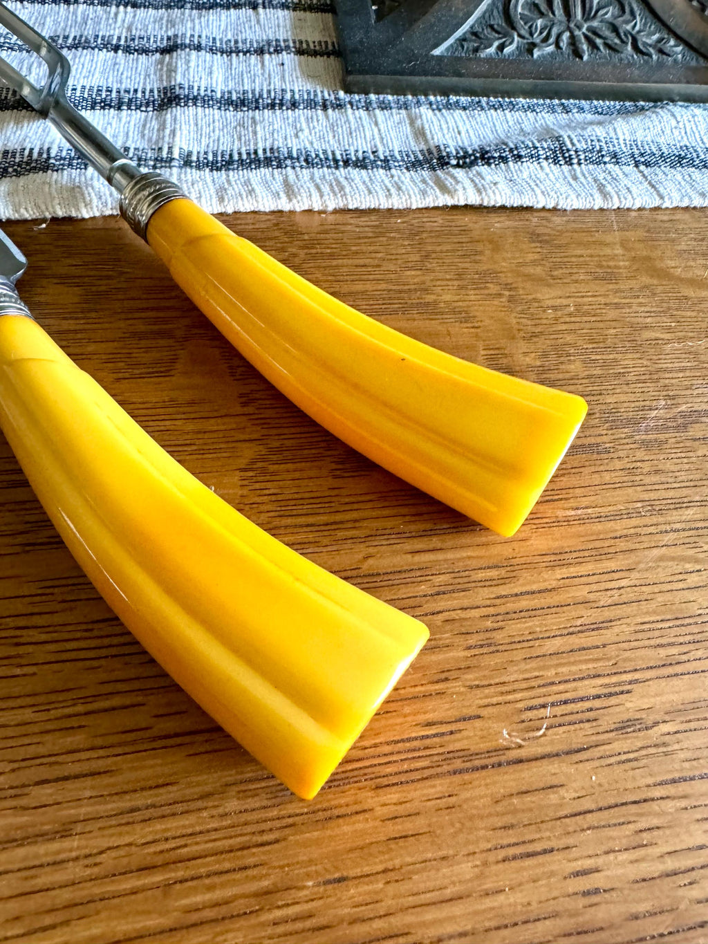 Vtg Hullcraft Carving Set| Bakelite Handle Dinner Carving Set| Sheffield England Stainless Steel Turkey Carving Set | Knife and Fork Set