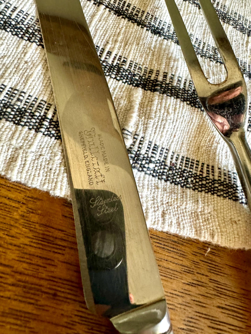 Vtg Hullcraft Carving Set| Bakelite Handle Dinner Carving Set| Sheffield England Stainless Steel Turkey Carving Set | Knife and Fork Set