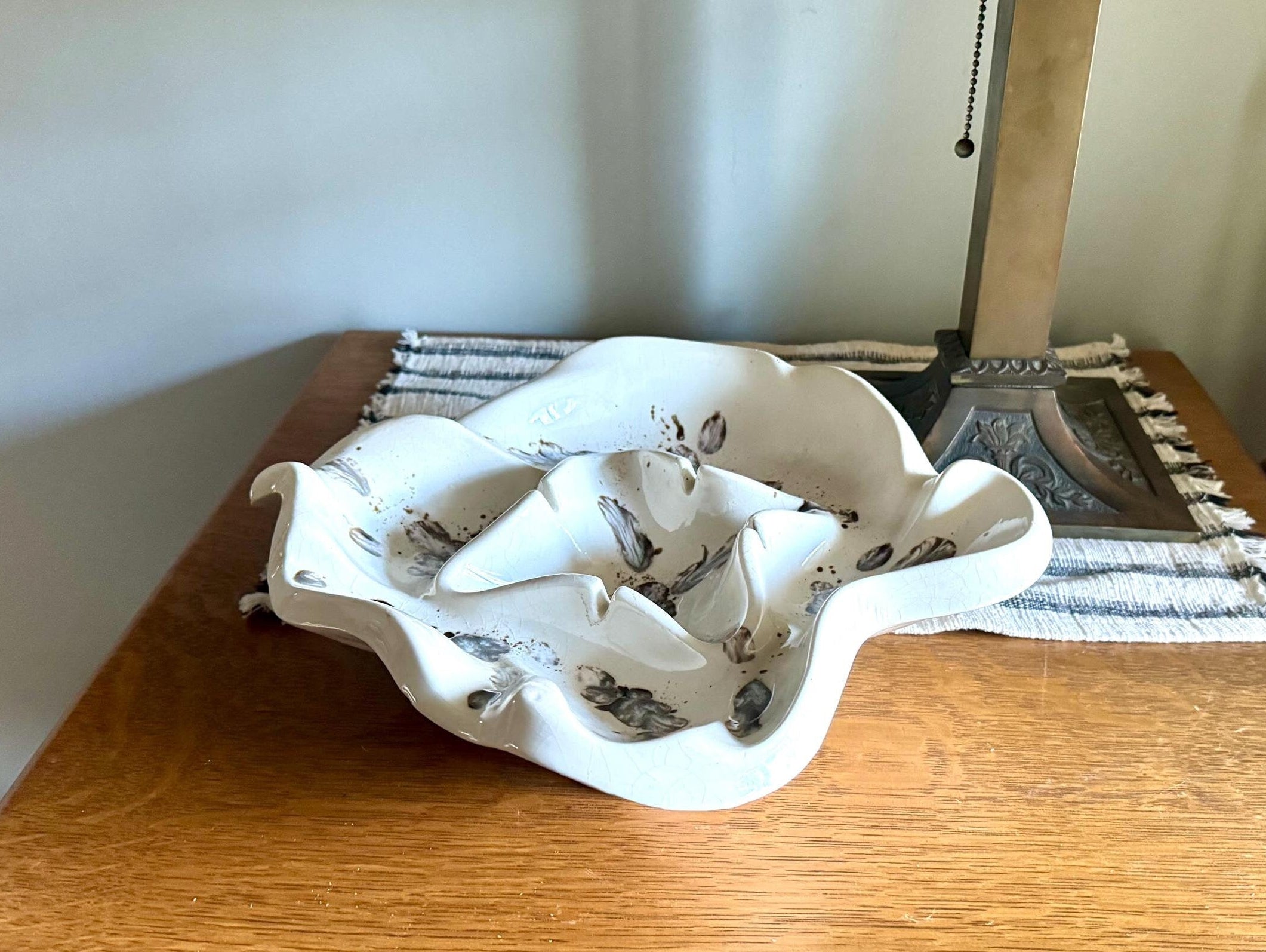 Mid Century White Abstract Ceramic Ashtray | Ceramic Ashtray | Retro Change Tray | Mid Century Modern Ceramic Dish | MCM Ashtray