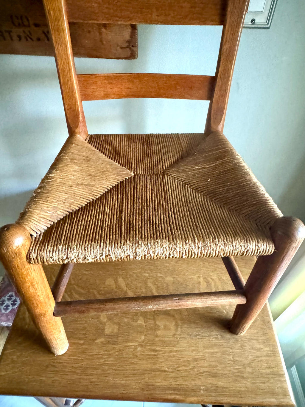 Vtg Wooden Child's Ladder Back Chair | Kid's Rush Bottom Wood Chair | Rush Seating Chair | Oak Kitchen Chair | Farmhouse Woven Chair