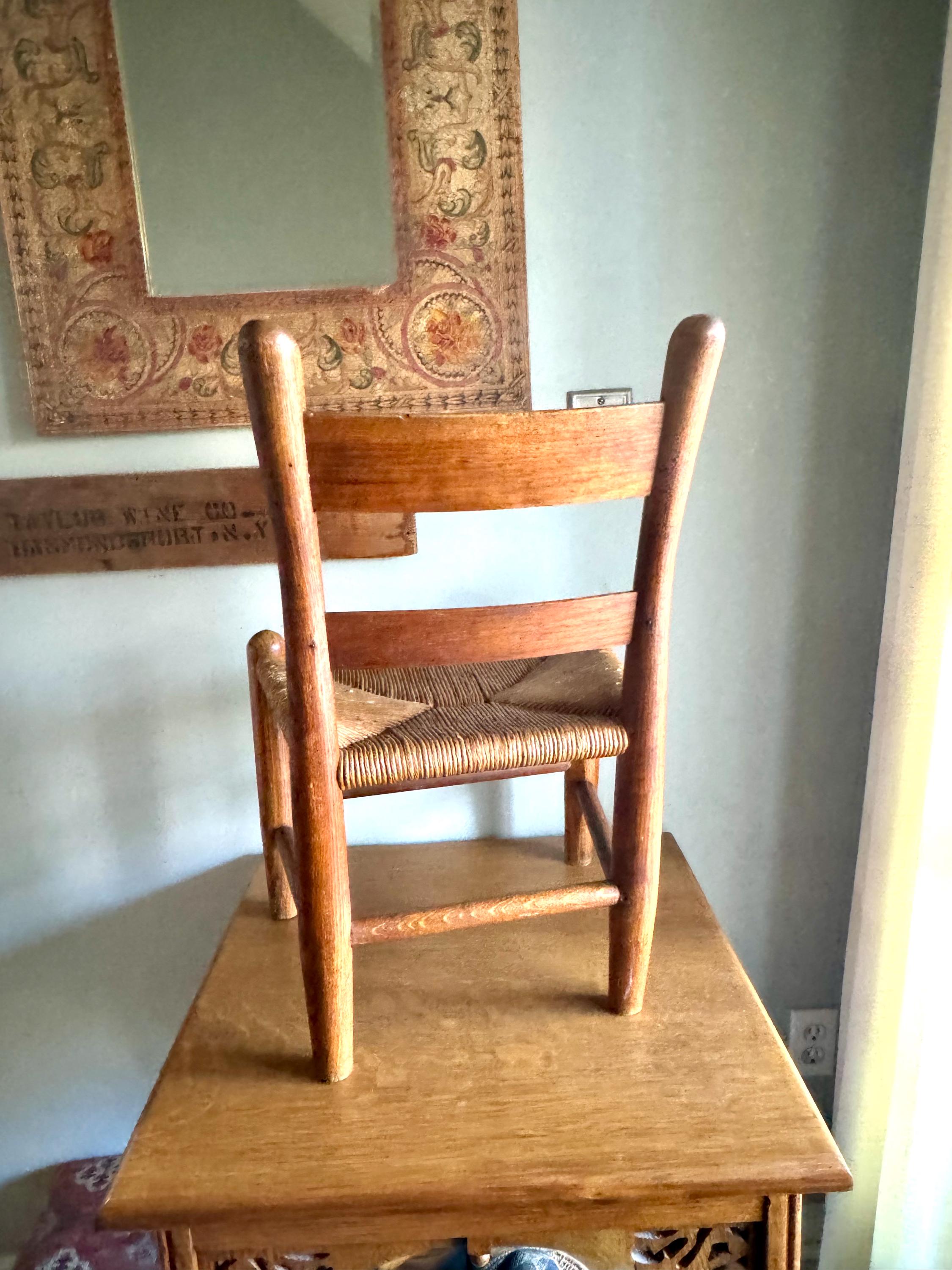 Vtg Wooden Child's Ladder Back Chair | Kid's Rush Bottom Wood Chair | Rush Seating Chair | Oak Kitchen Chair | Farmhouse Woven Chair
