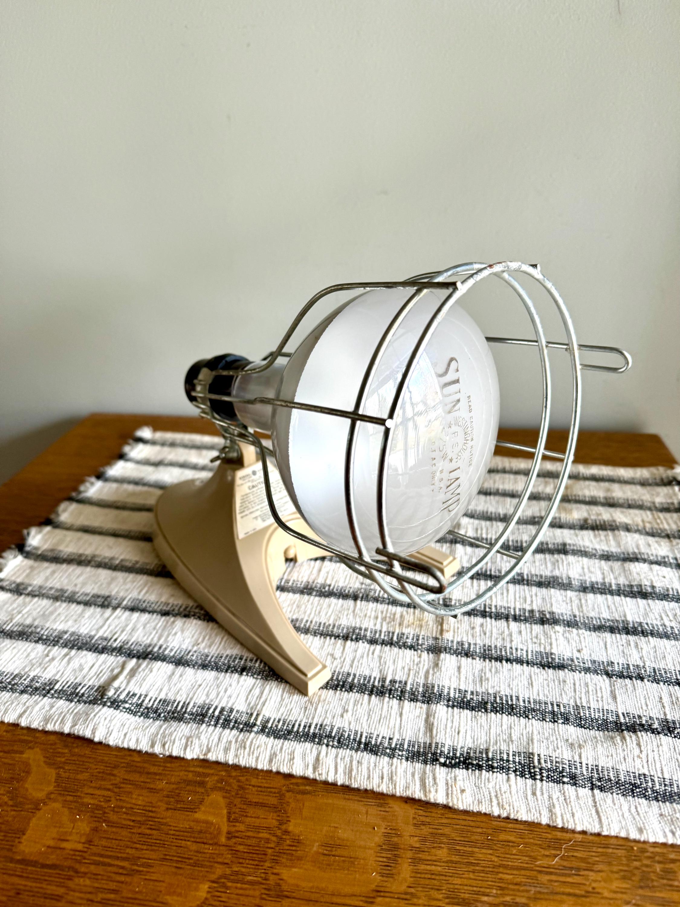 A GE Chill Chaser Deluxe Infrared Heatlamp | Ge Infrared Heatlamp | Clear Infrared Table Heatlamp | GE HLK4 Heat Lamp