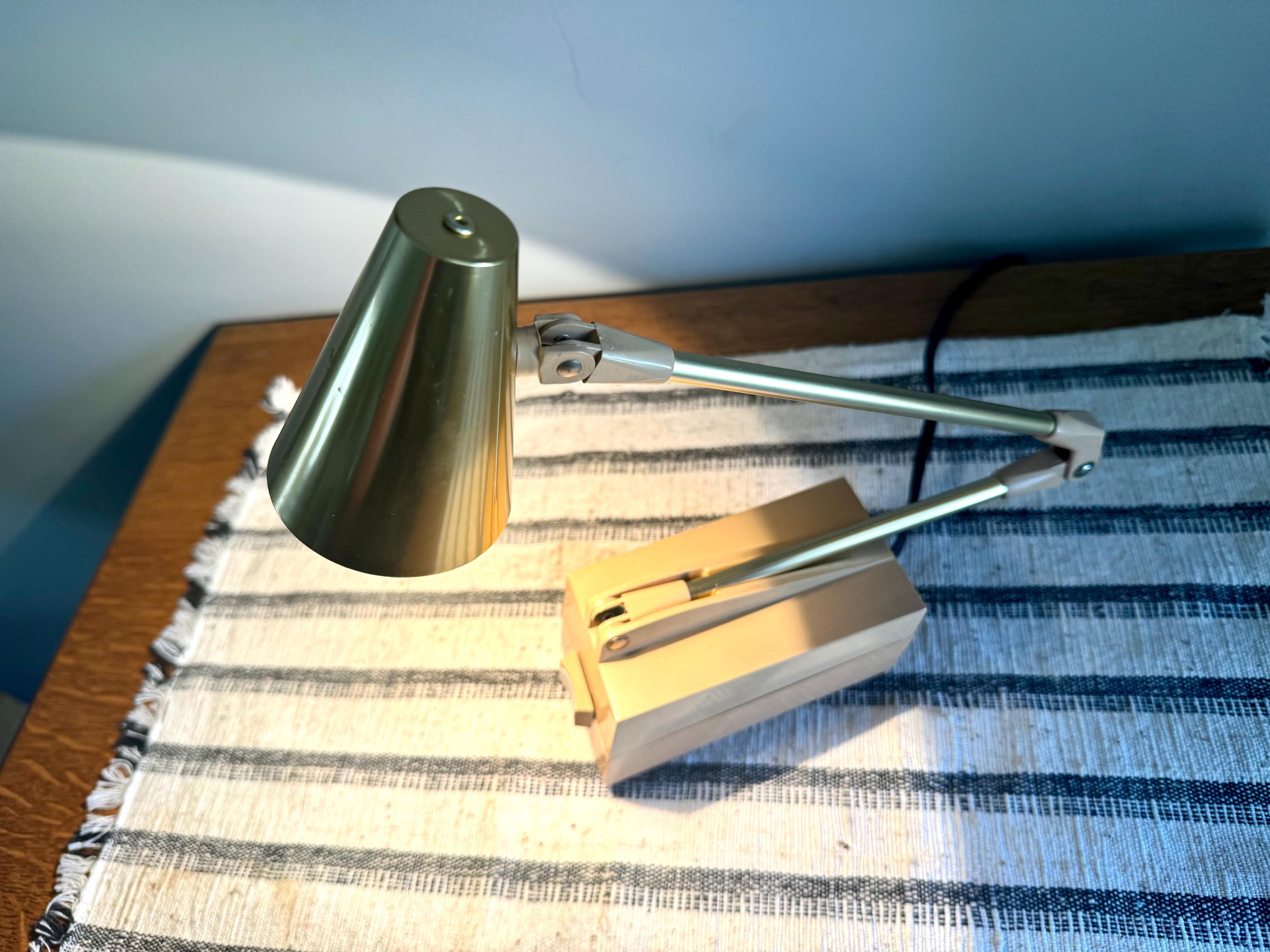 Vtg Tan Folding Table Lamp | Tensor Adjustable Lamp | Small High Intensity Articulating Lamp| Minimalist Lamp | Small MCM Desk Lamp