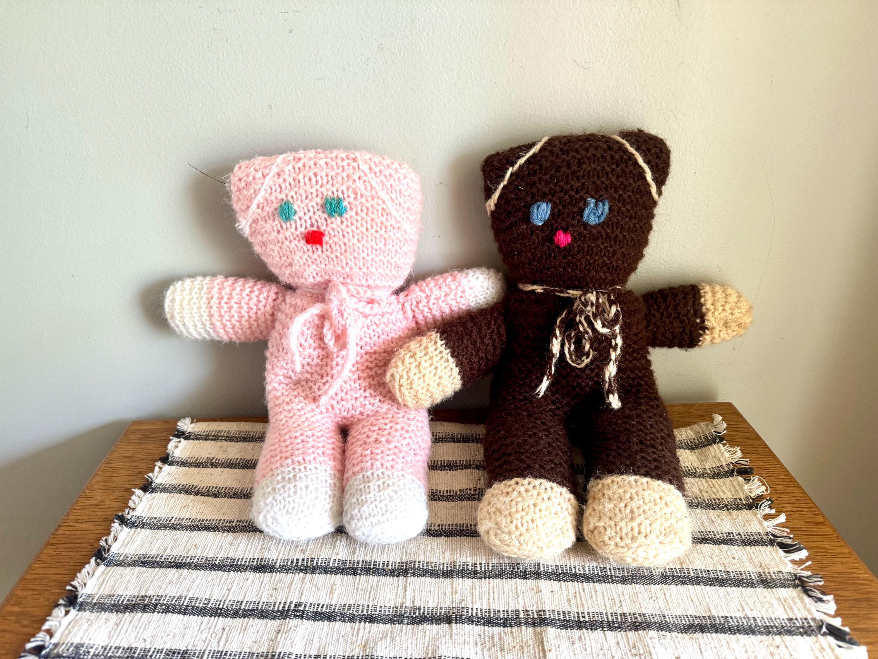 Vtg Crochet Teddy Bears| Pair of Hand Knitted Teddy Bears | Vintage Toy| His and Hers Hand Knitted Stuffed Animals| Pink and Brown Bears