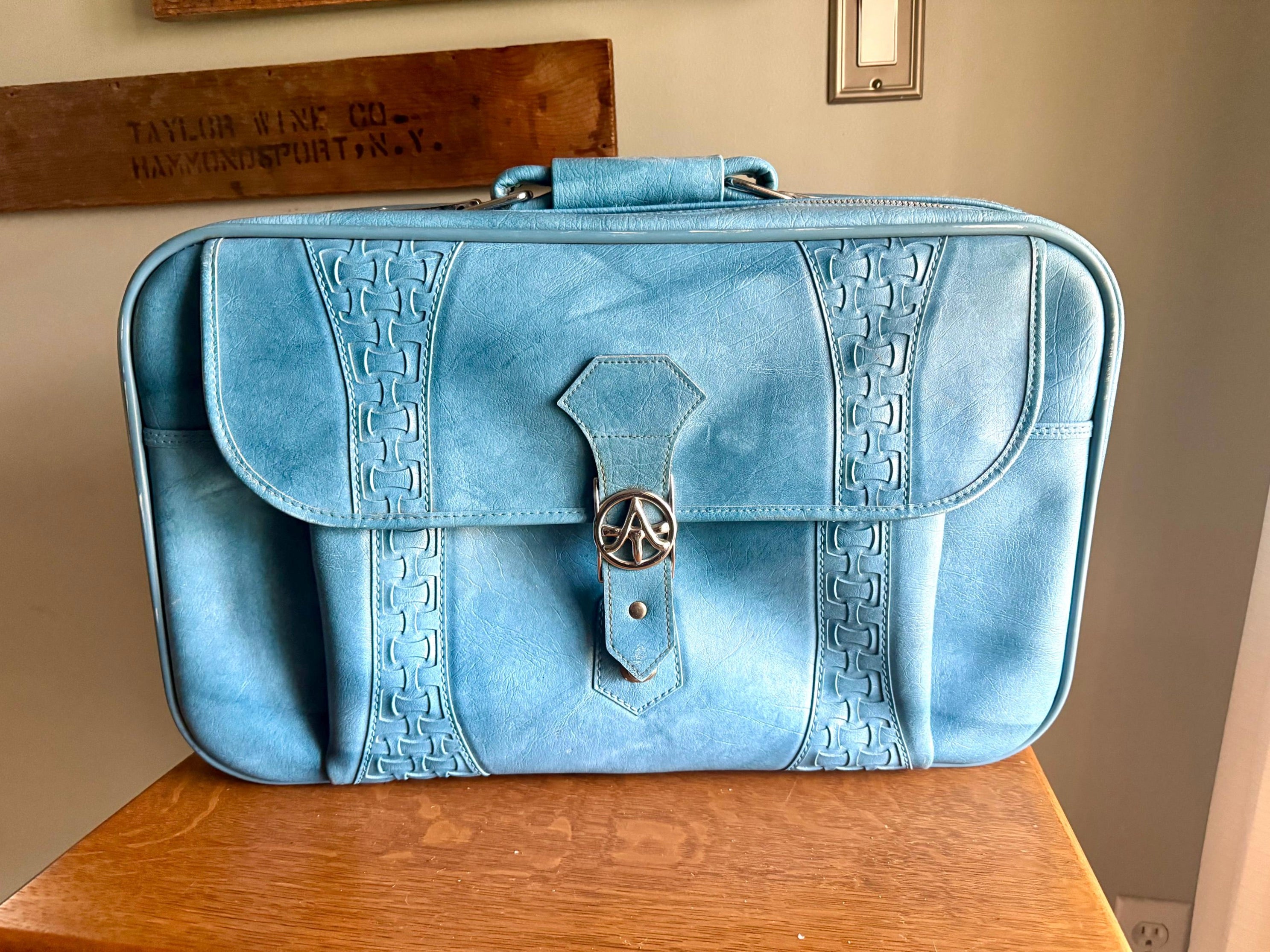 Vtg American Tourister Weekender | American Tourister Suitcase | Blue Weekend Luggage Bag| Retro Blue Carry On| Blue Marble Vinyl Bag