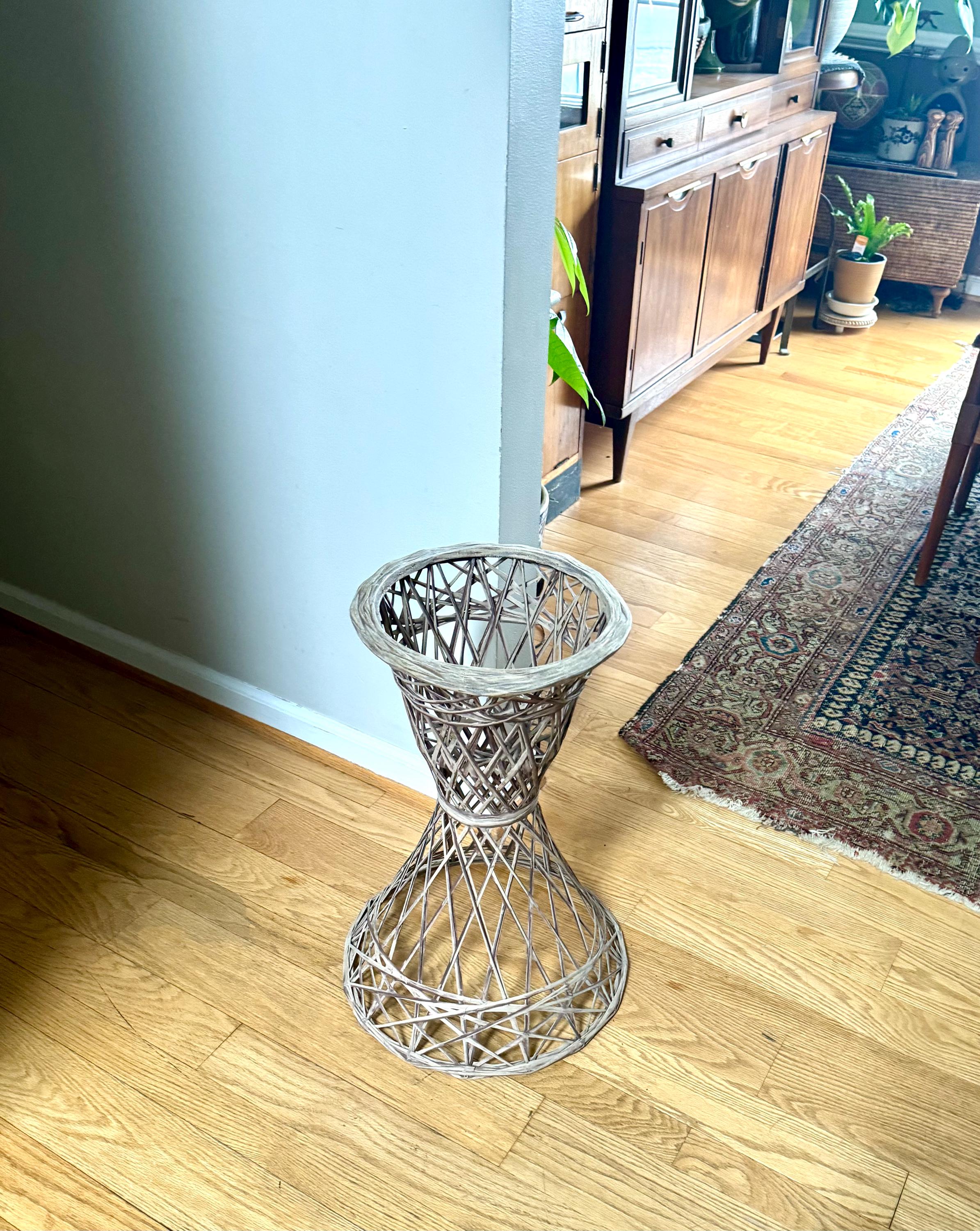 Vtg Russell Woodard Spun Fiberglass Planter | Mid Century Spun Fiberglass Plant Stand | Bohemian Fiberglass Planter Holder